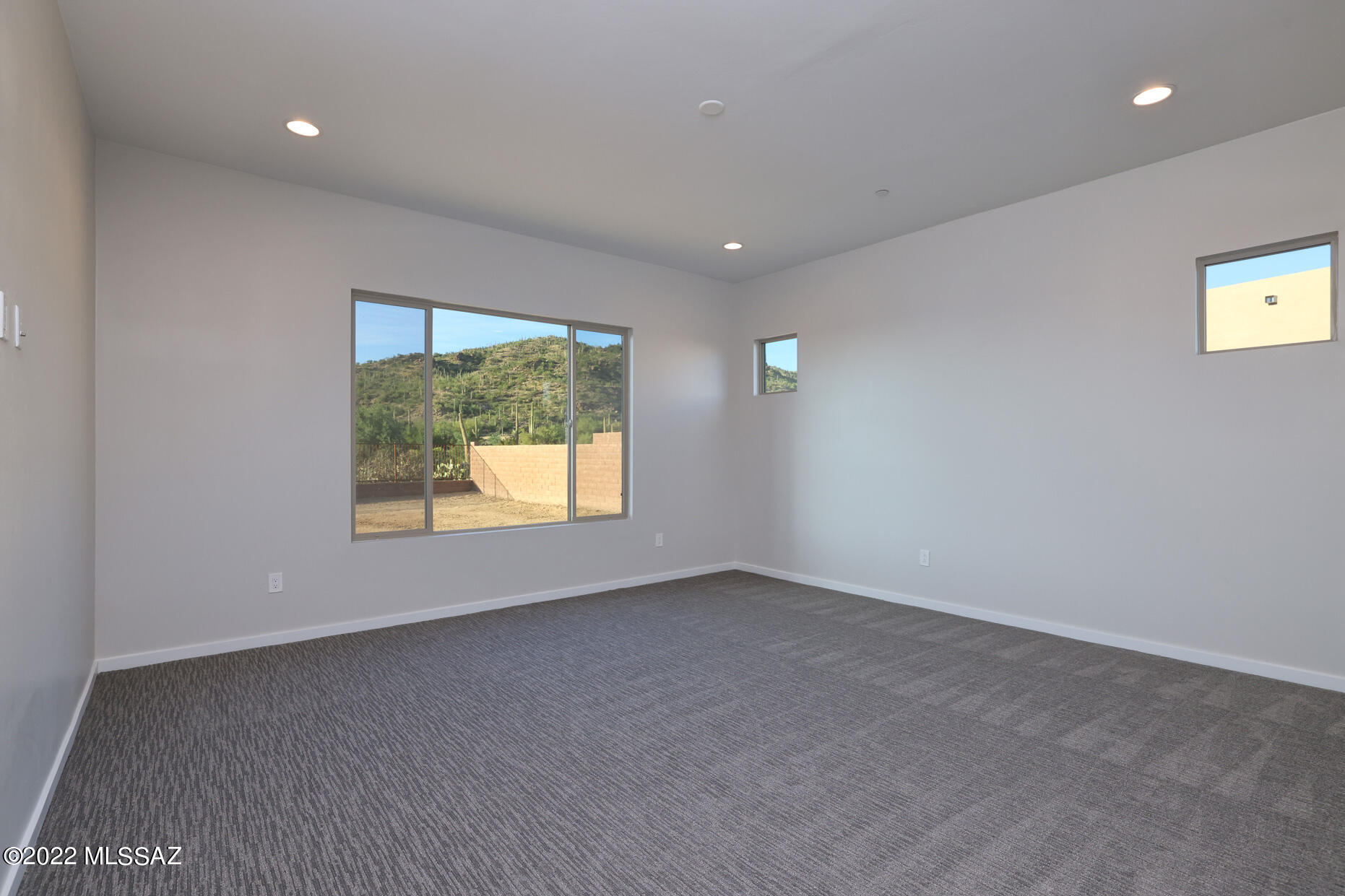 Boulder Bridge Pass III At Dove Mountain SQ20143000307 - Residential