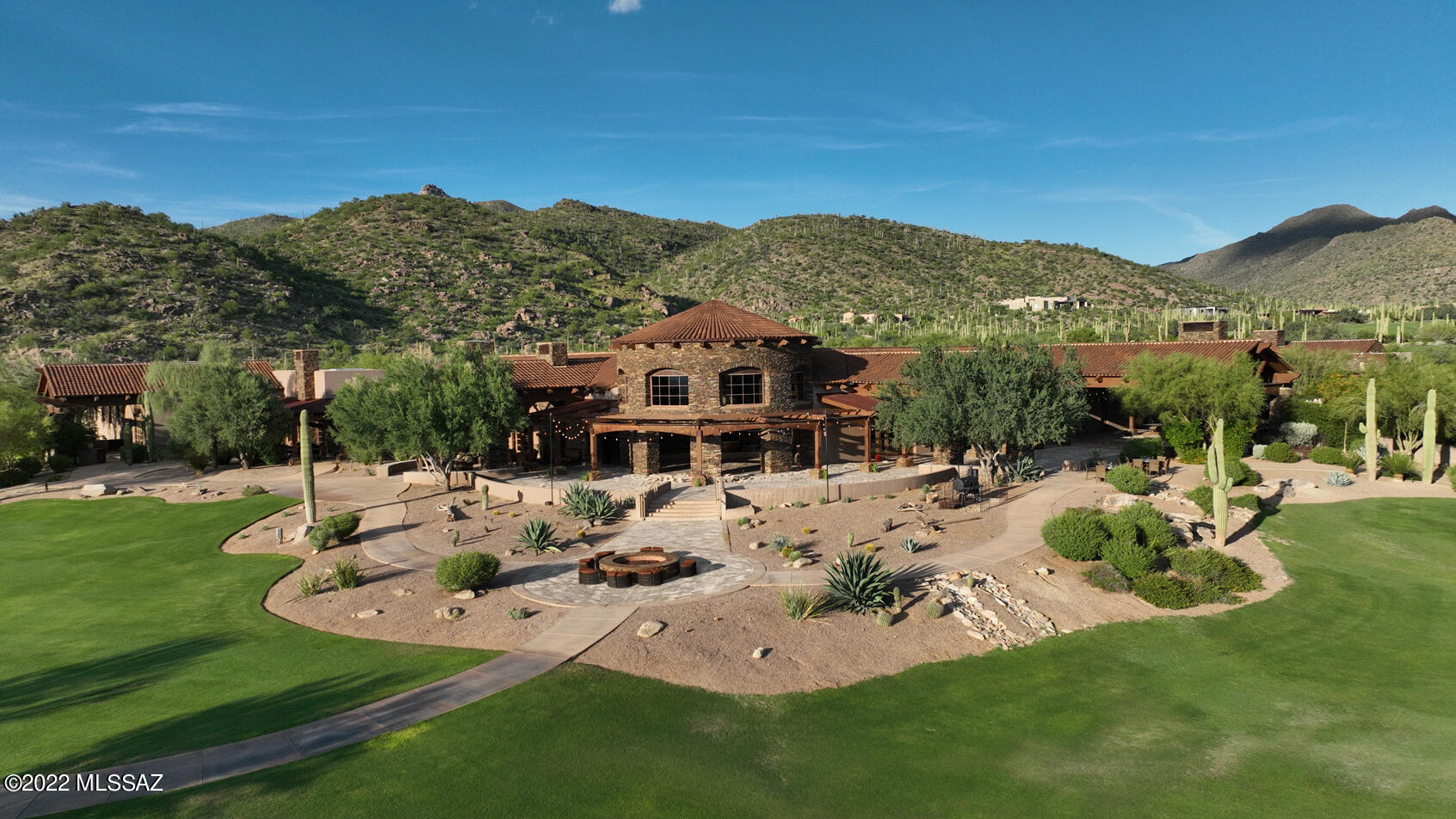 Boulder Bridge Pass III At Dove Mountain SQ20143000307 - Residential