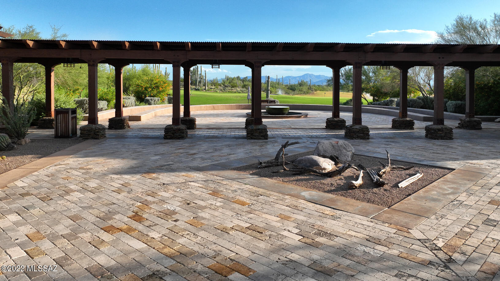 Boulder Bridge Pass III At Dove Mountain SQ20143000307 - Residential