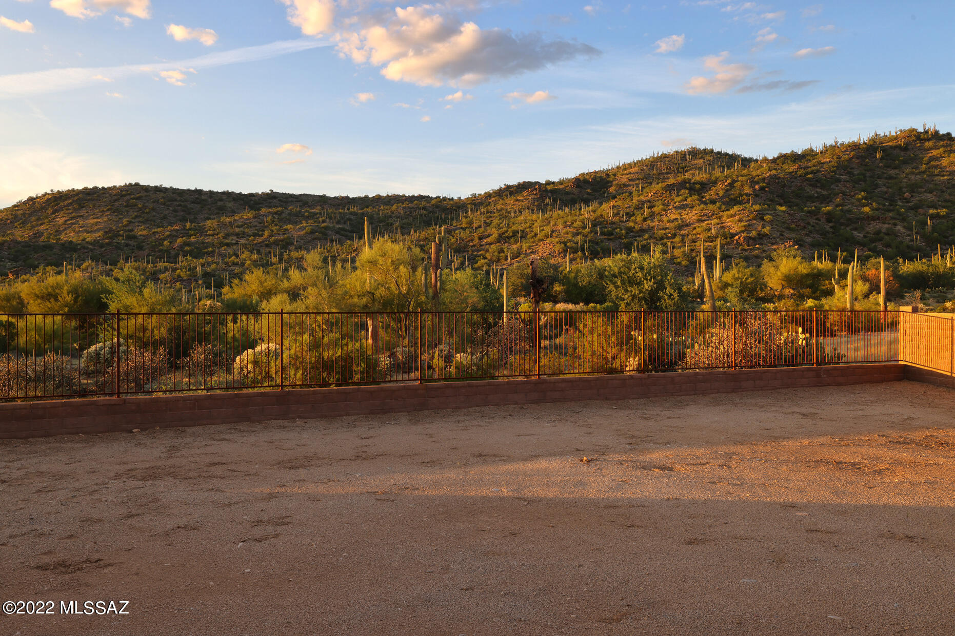 Boulder Bridge Pass III At Dove Mountain SQ20143000307 - Residential