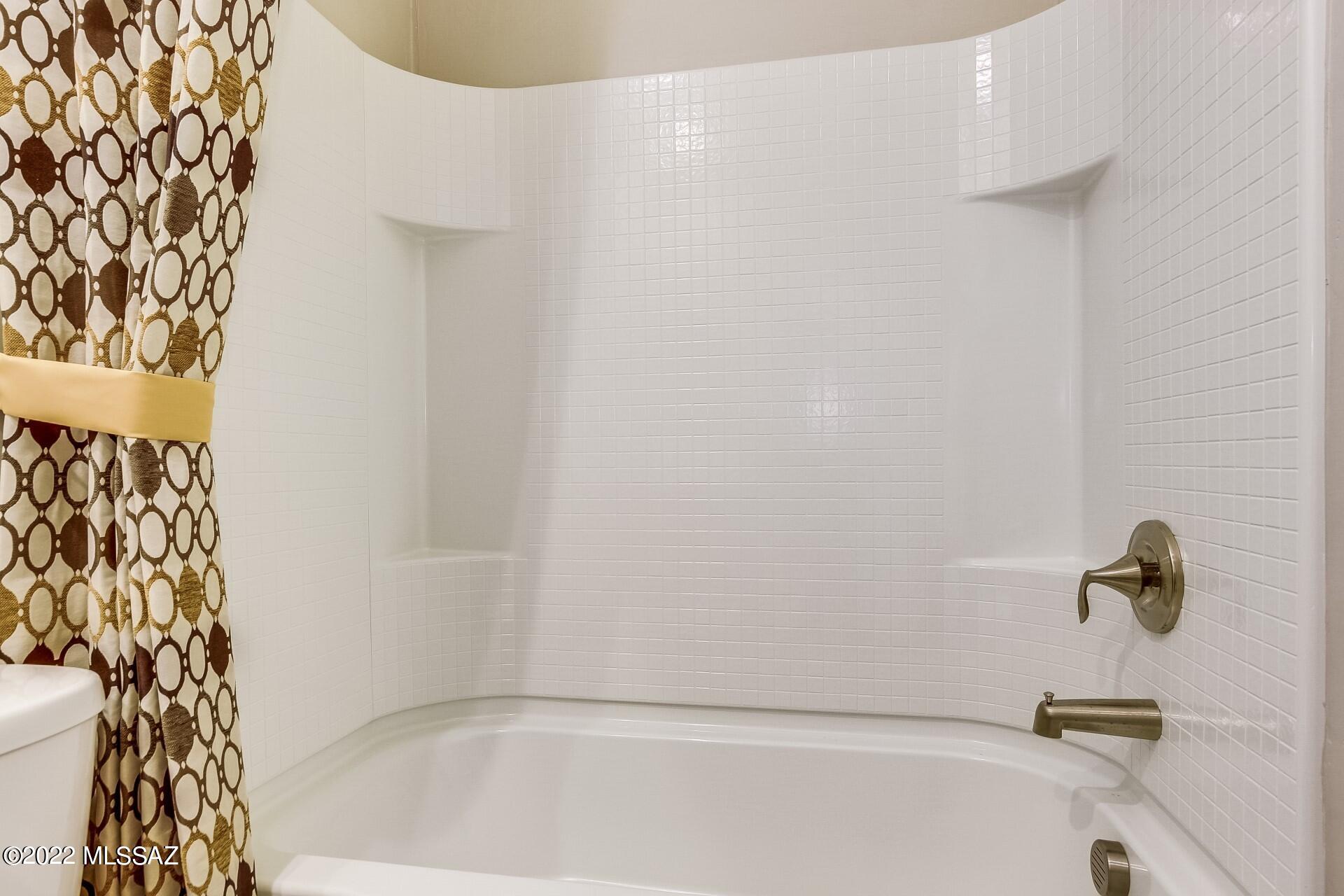 Saguaro Bloom 7A - Residential