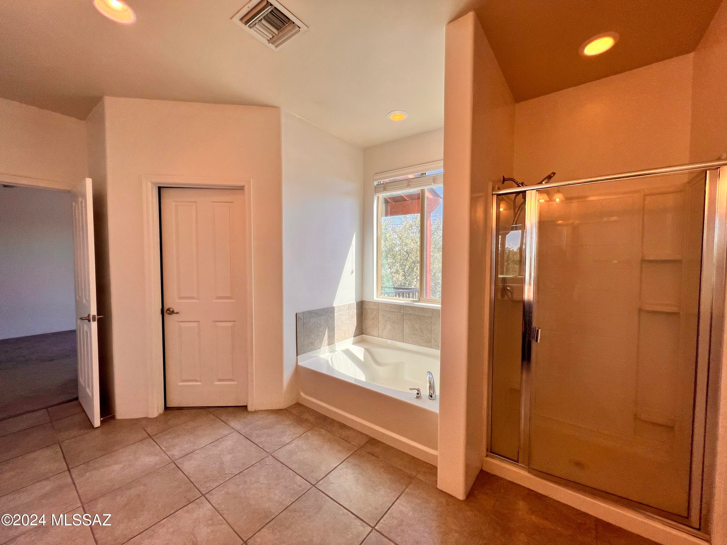 Miramonte At Glenn SQ20133580243 - Residential Lease