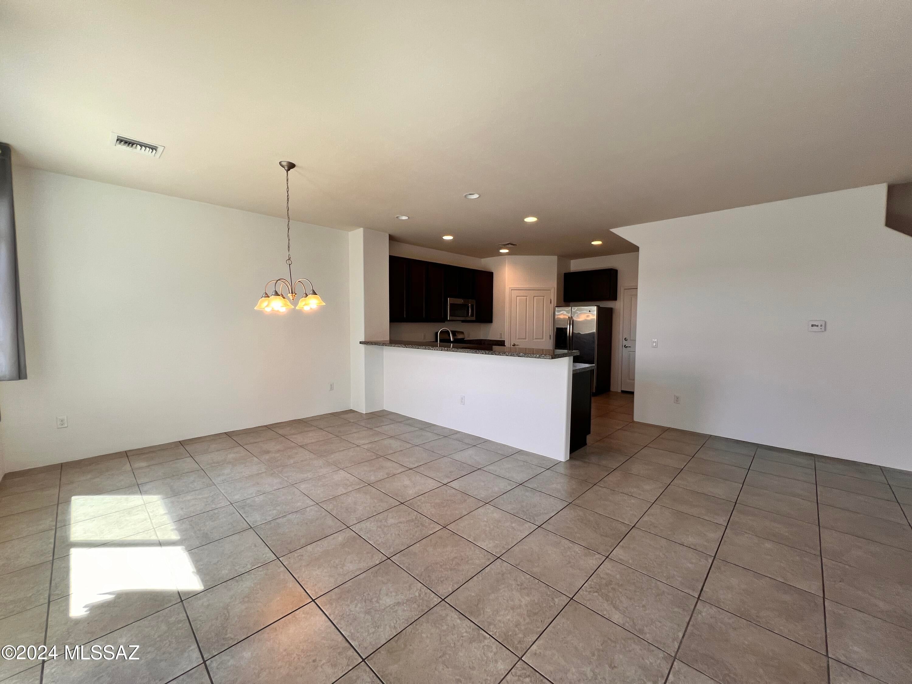 Miramonte At Glenn SQ20133580243 - Residential Lease