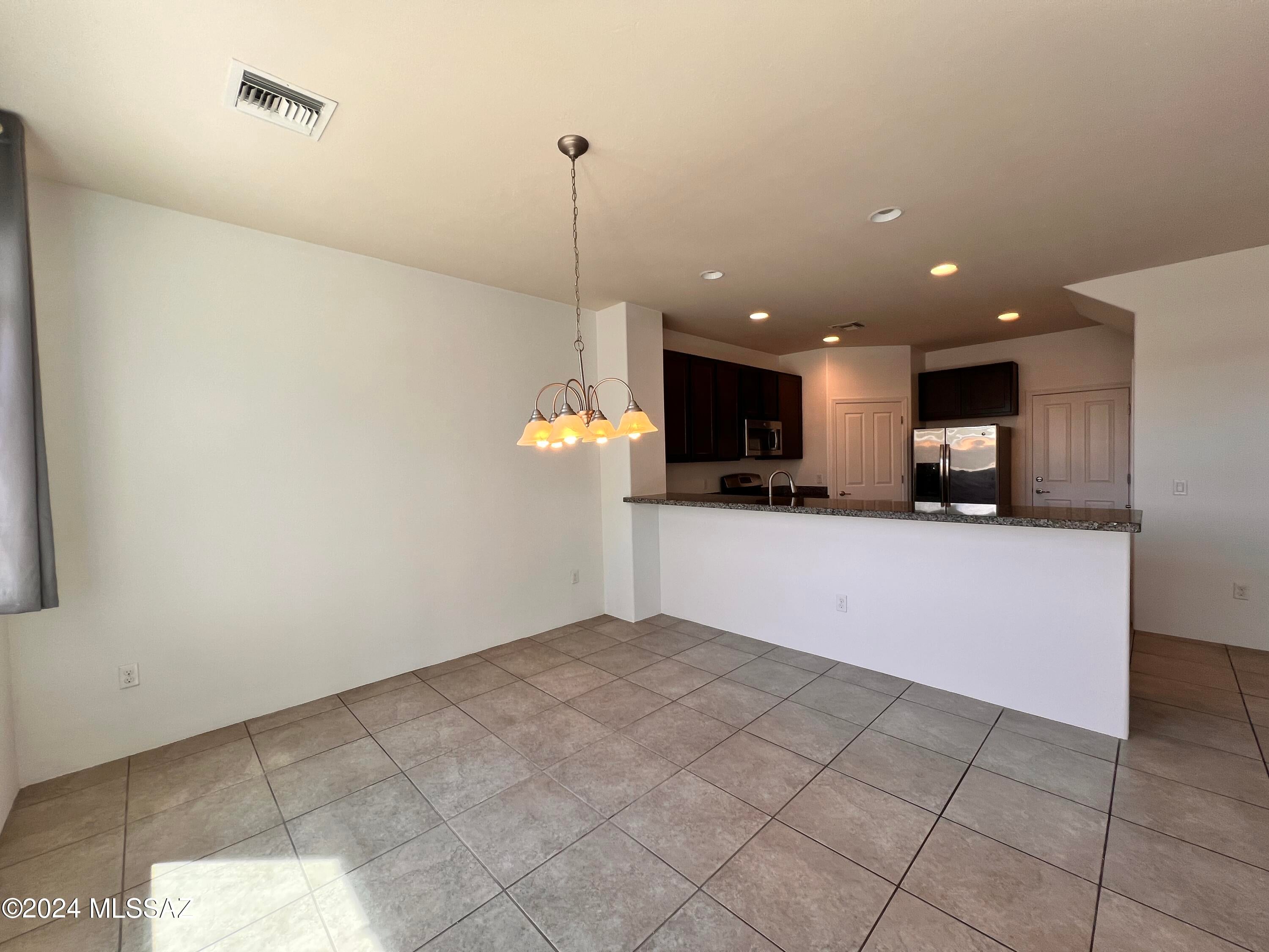 Miramonte At Glenn SQ20133580243 - Residential Lease
