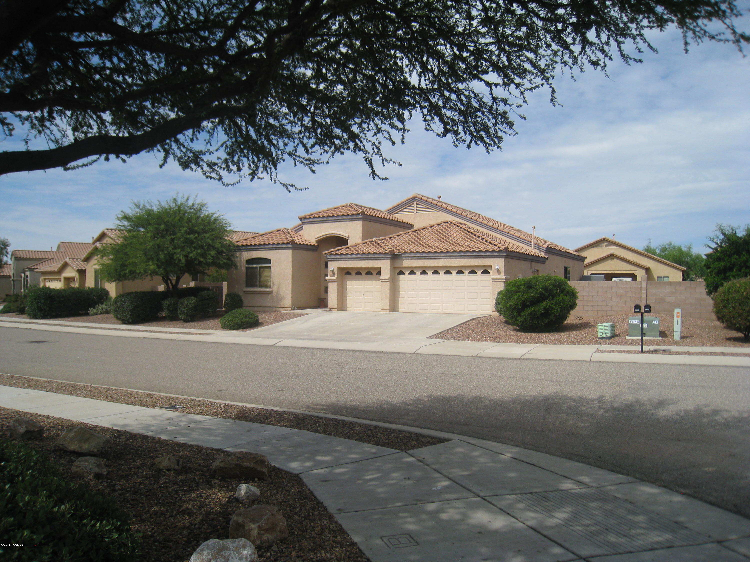Black Horse (1-411) - Residential