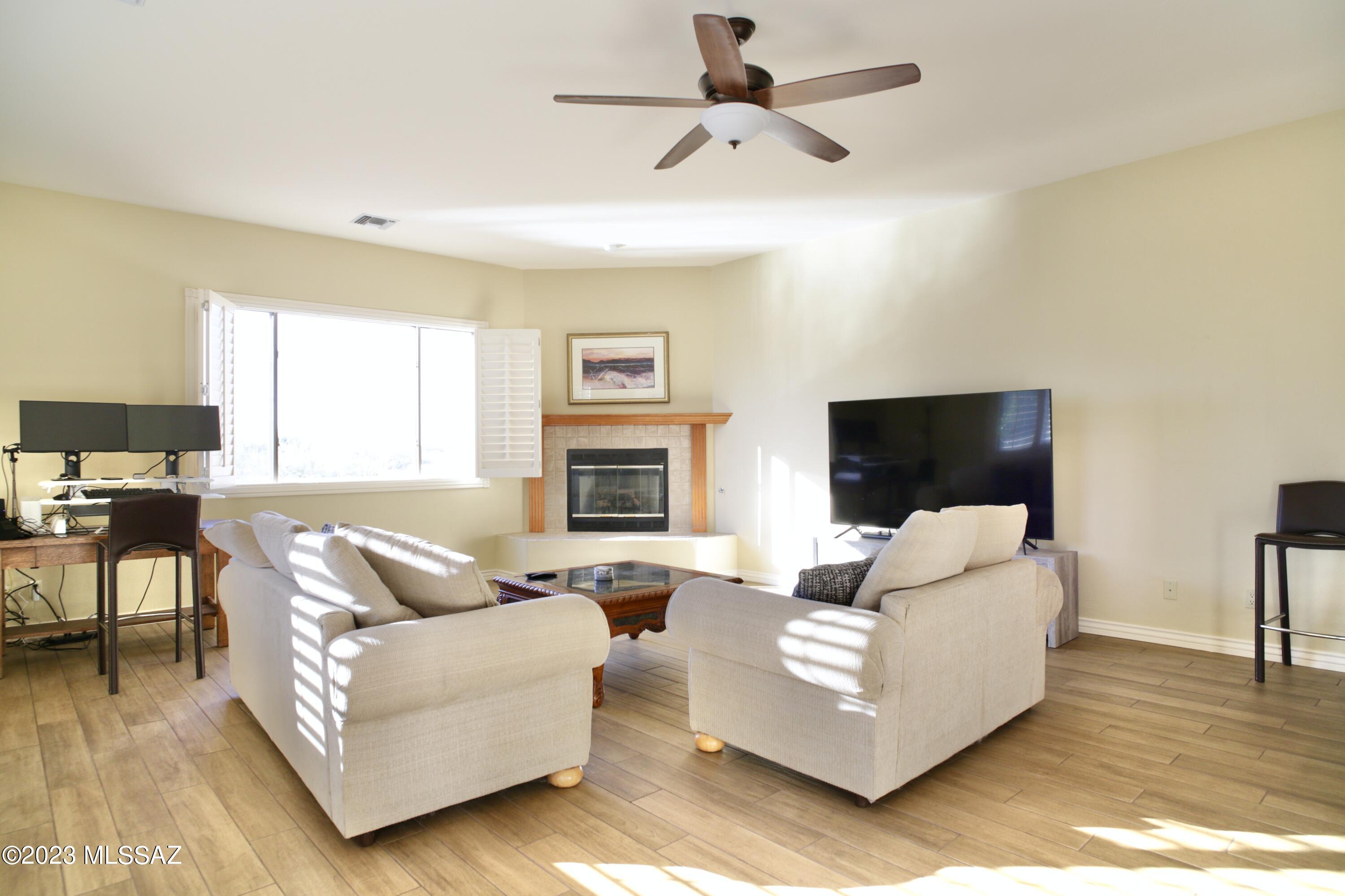 Tangerine Heights (1-80) - Residential Lease