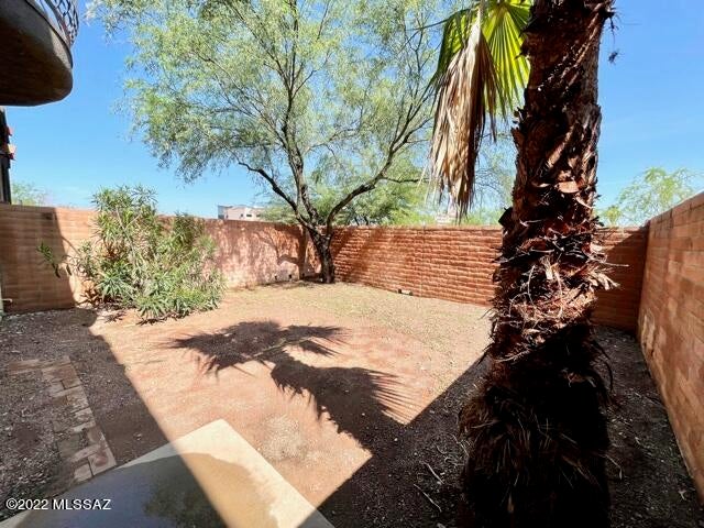 Tucson TerraceTwnhms (1-20) - Residential Lease