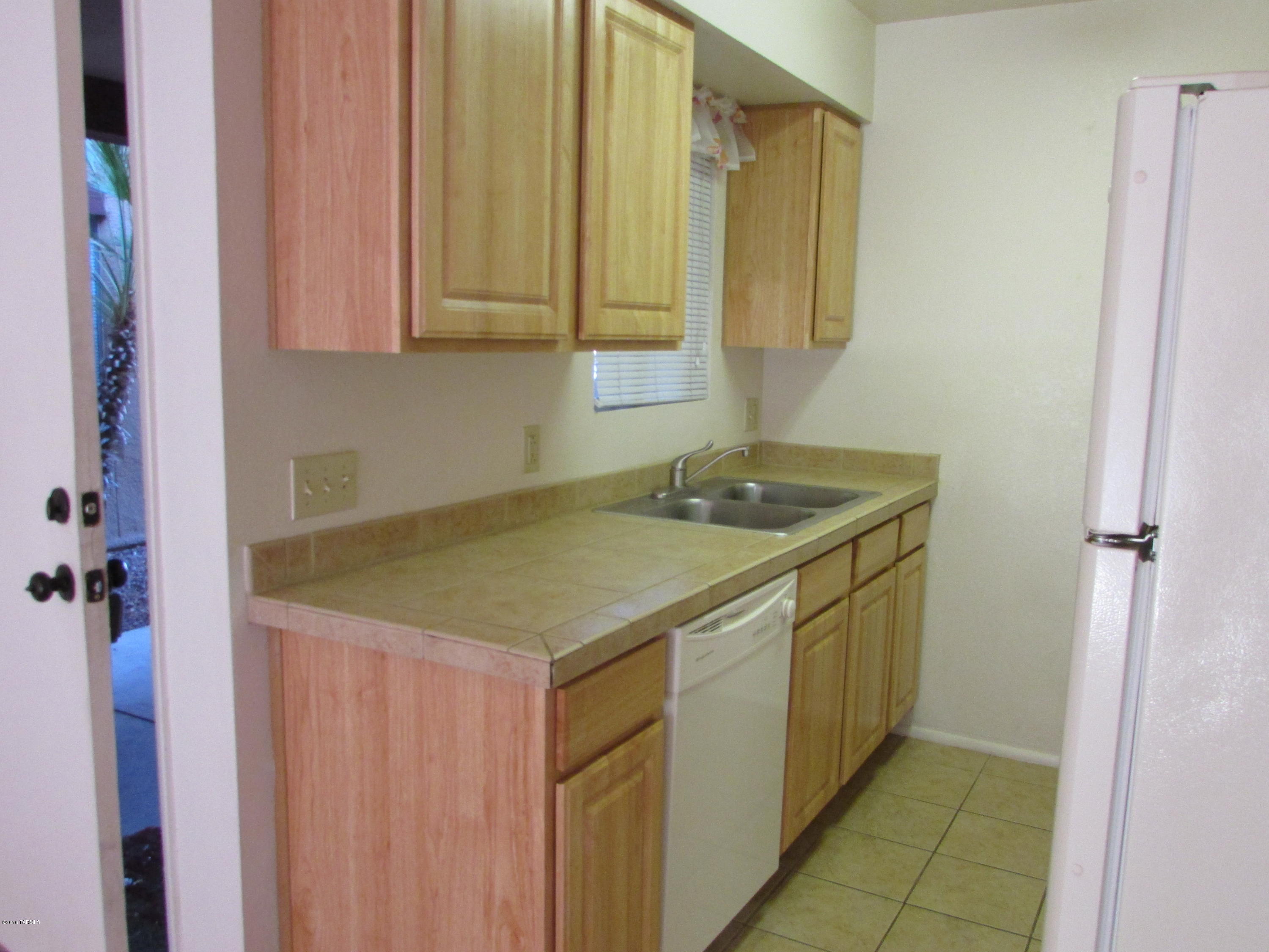 Casa Club Condominium - Residential Lease