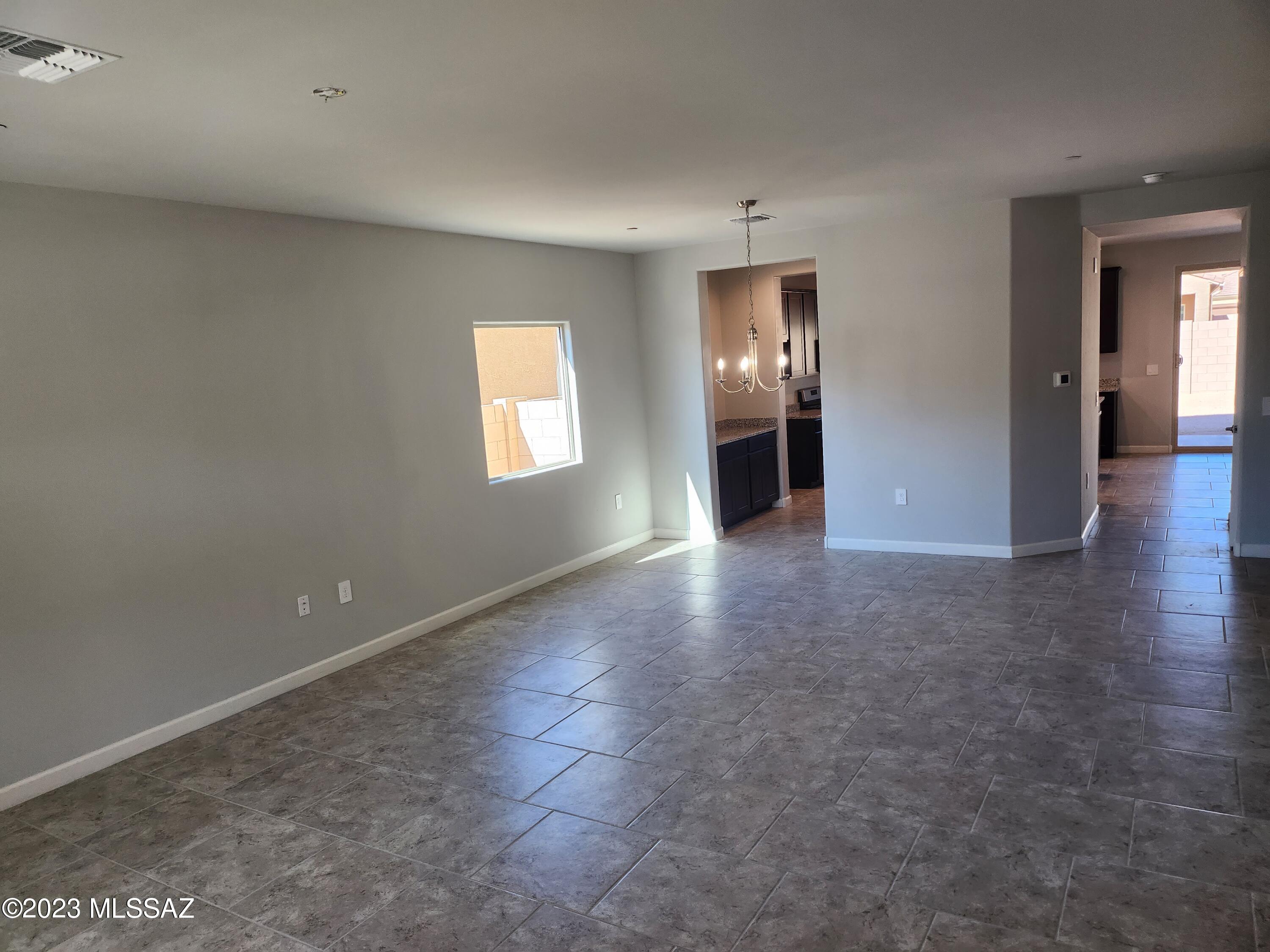 Saguaro Bloom 7A - Residential