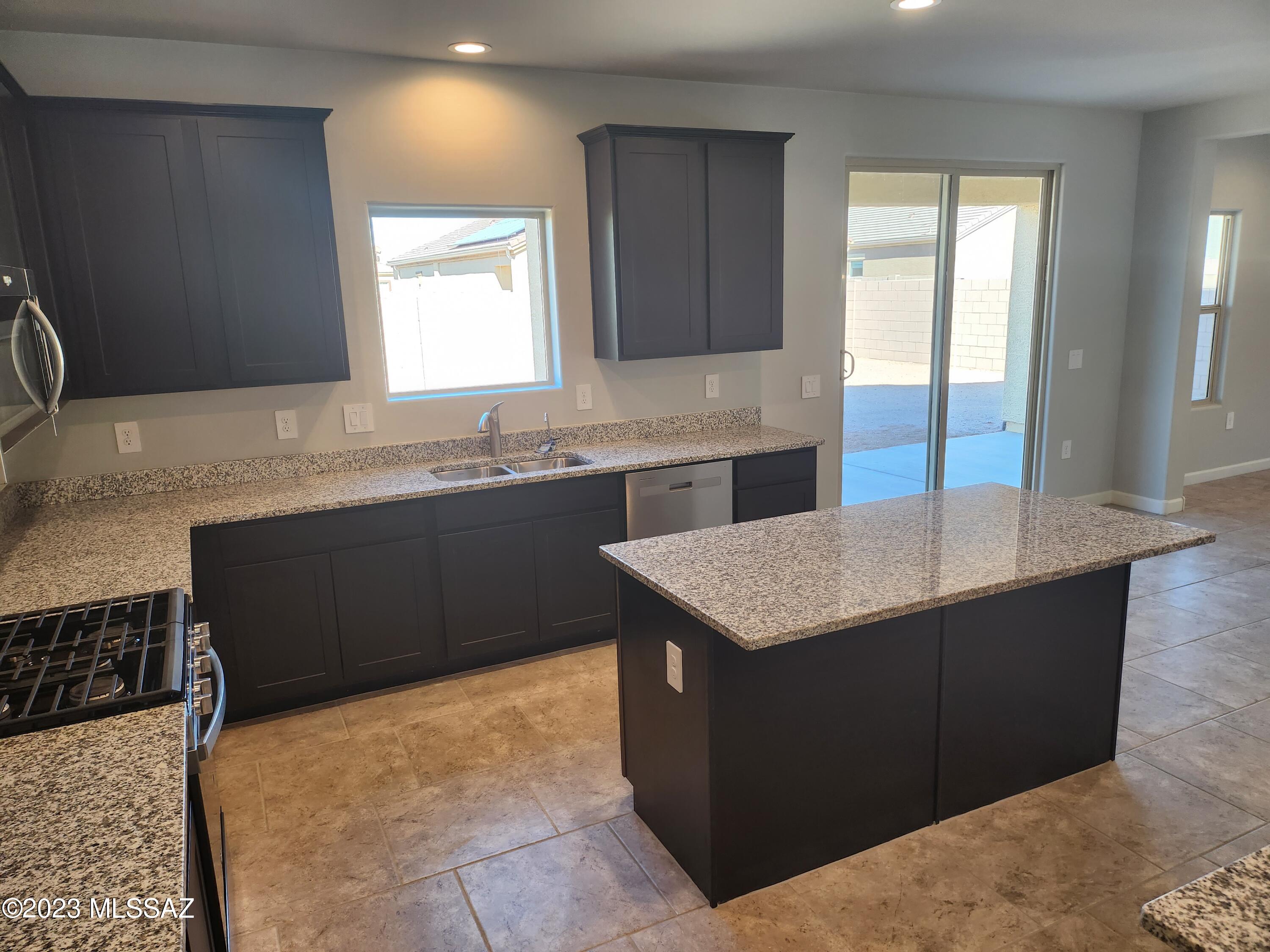 Saguaro Bloom 7A - Residential
