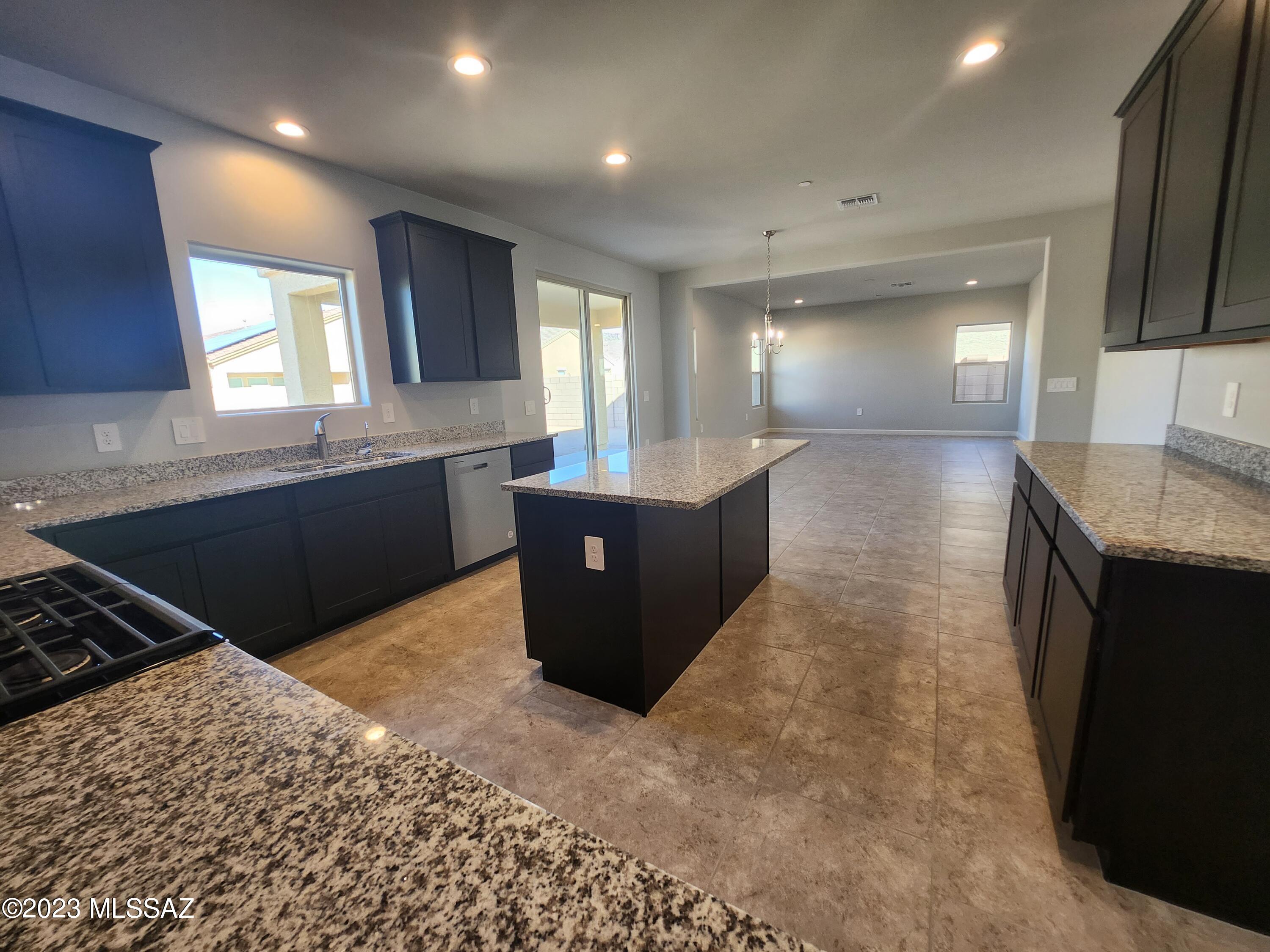 Saguaro Bloom 7A - Residential