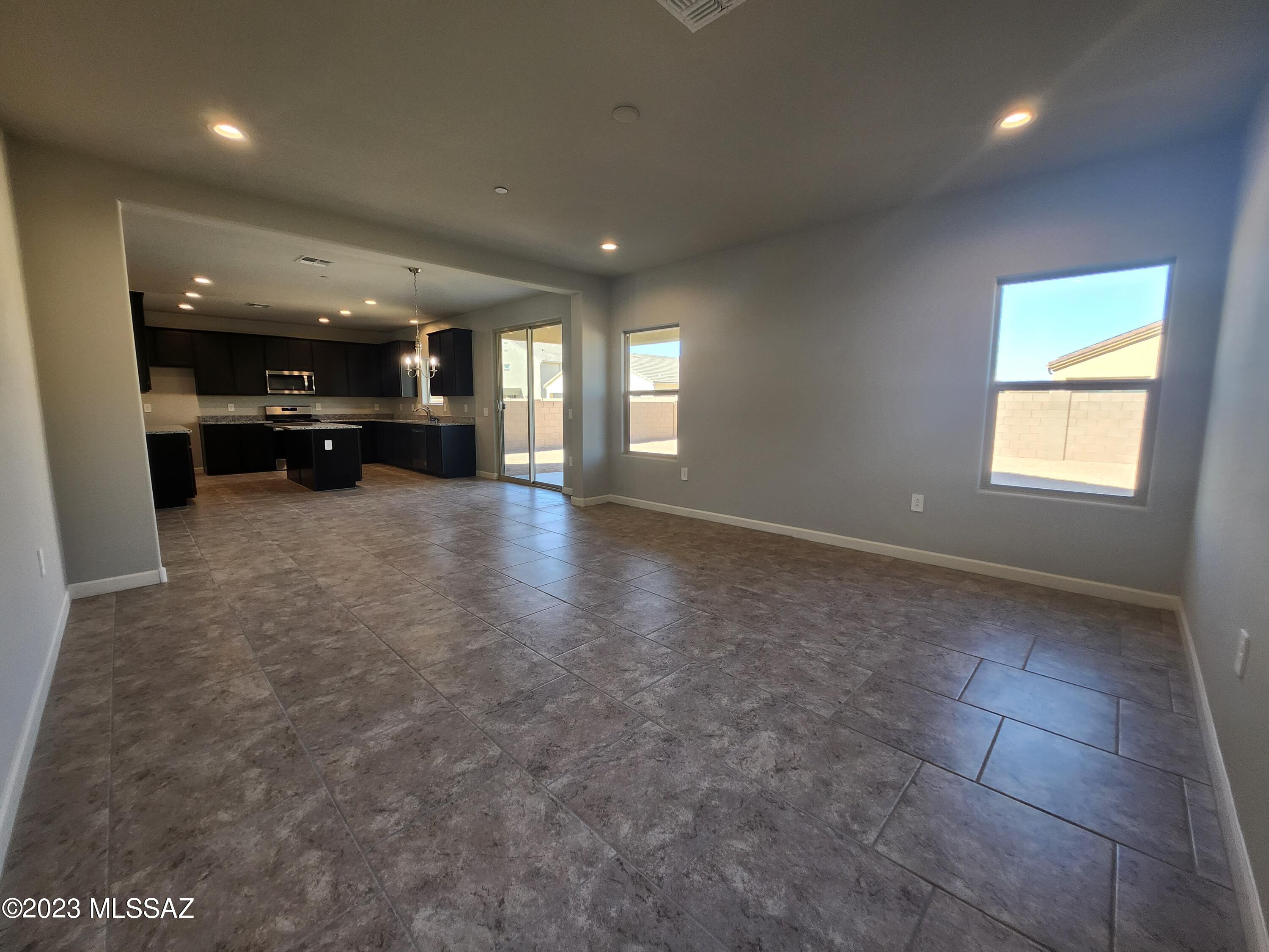 Saguaro Bloom 7A - Residential