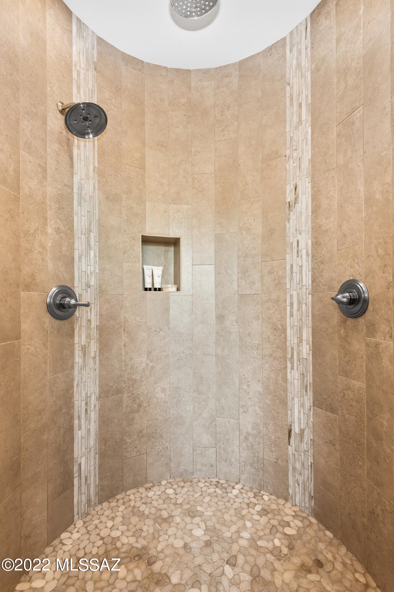 Coyote Creek (1-395) - Residential