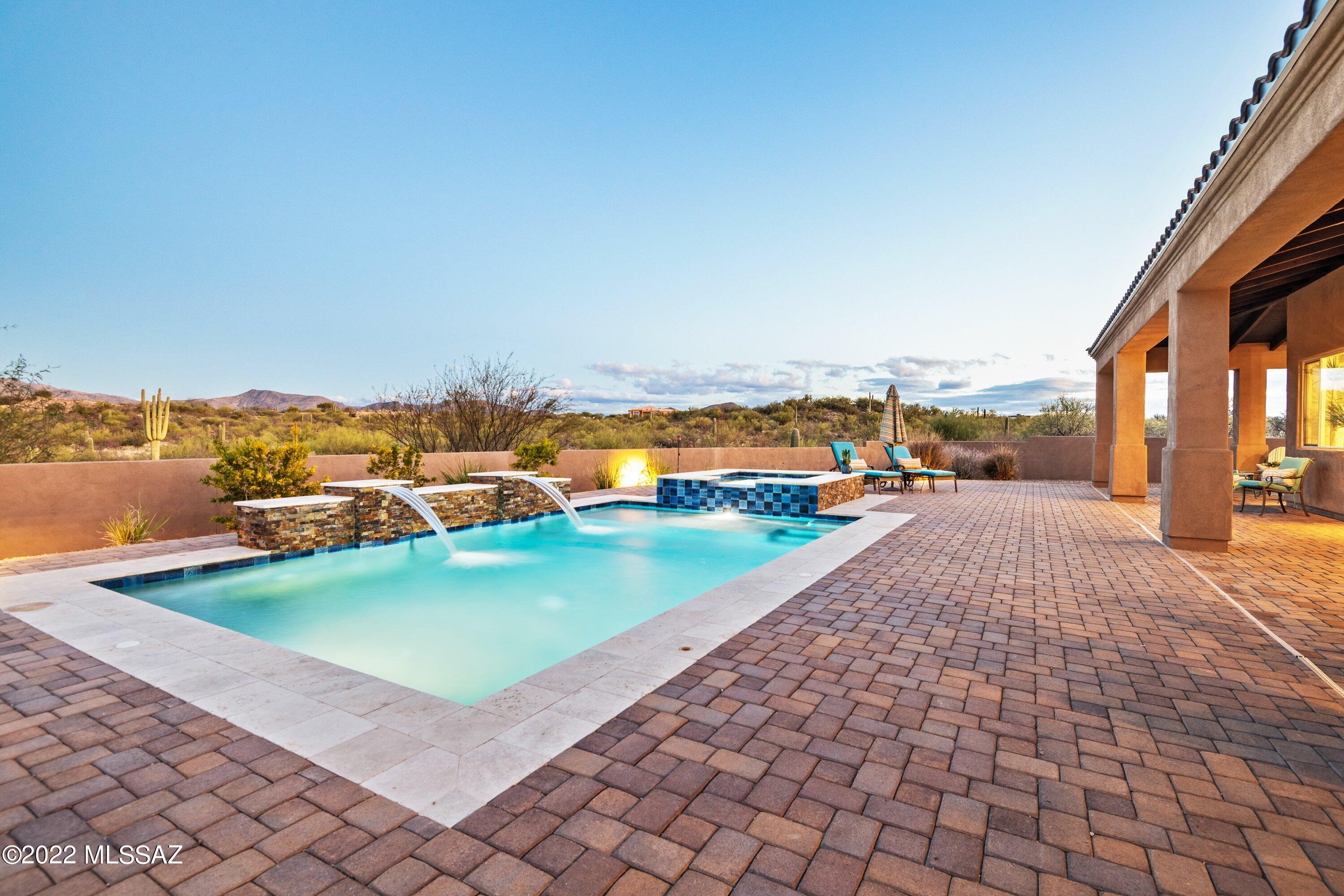 Coyote Creek (1-395) - Residential