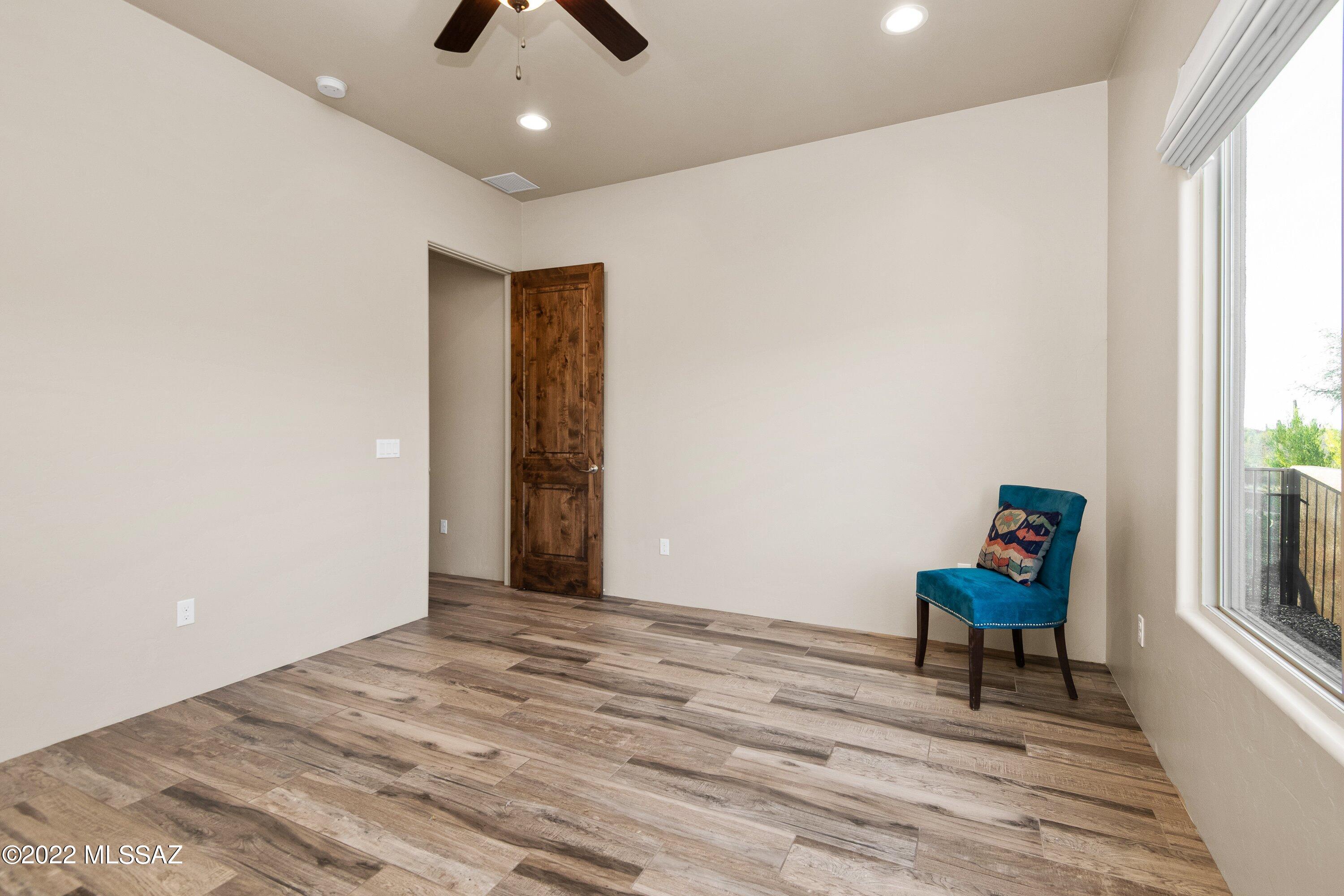 Coyote Creek (1-395) - Residential