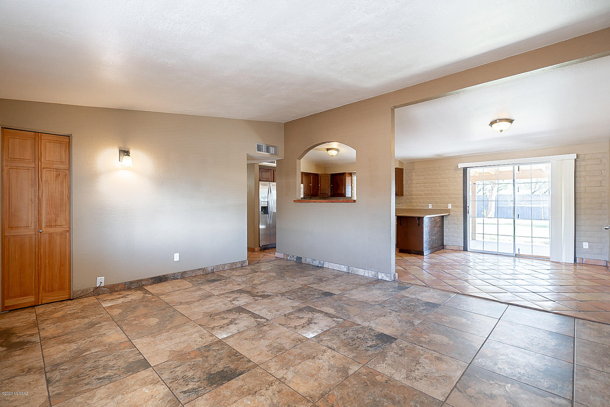 Casas Adobes Estates (448-465) - Residential Lease