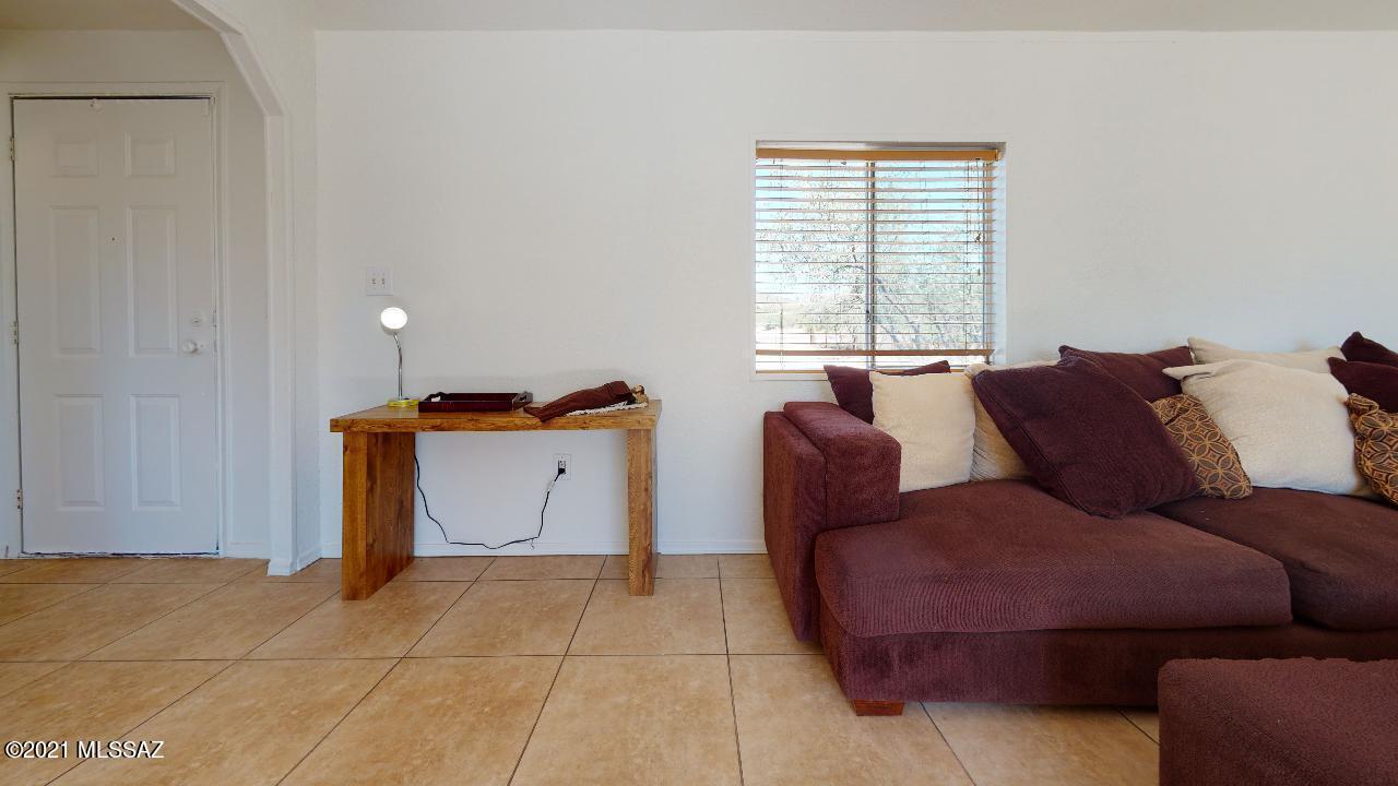 Unsubdivided - Residential