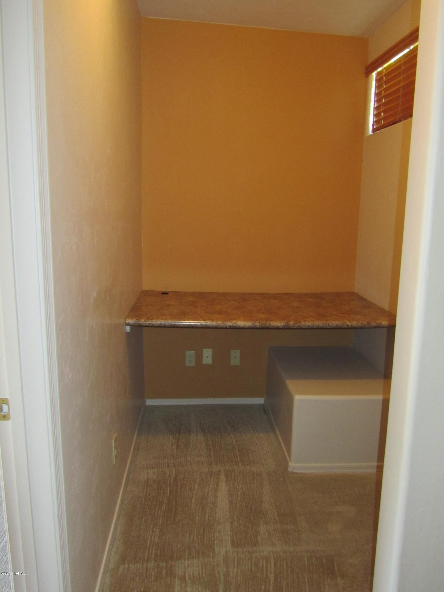 Hidden Glenn Condominiums - Residential Lease