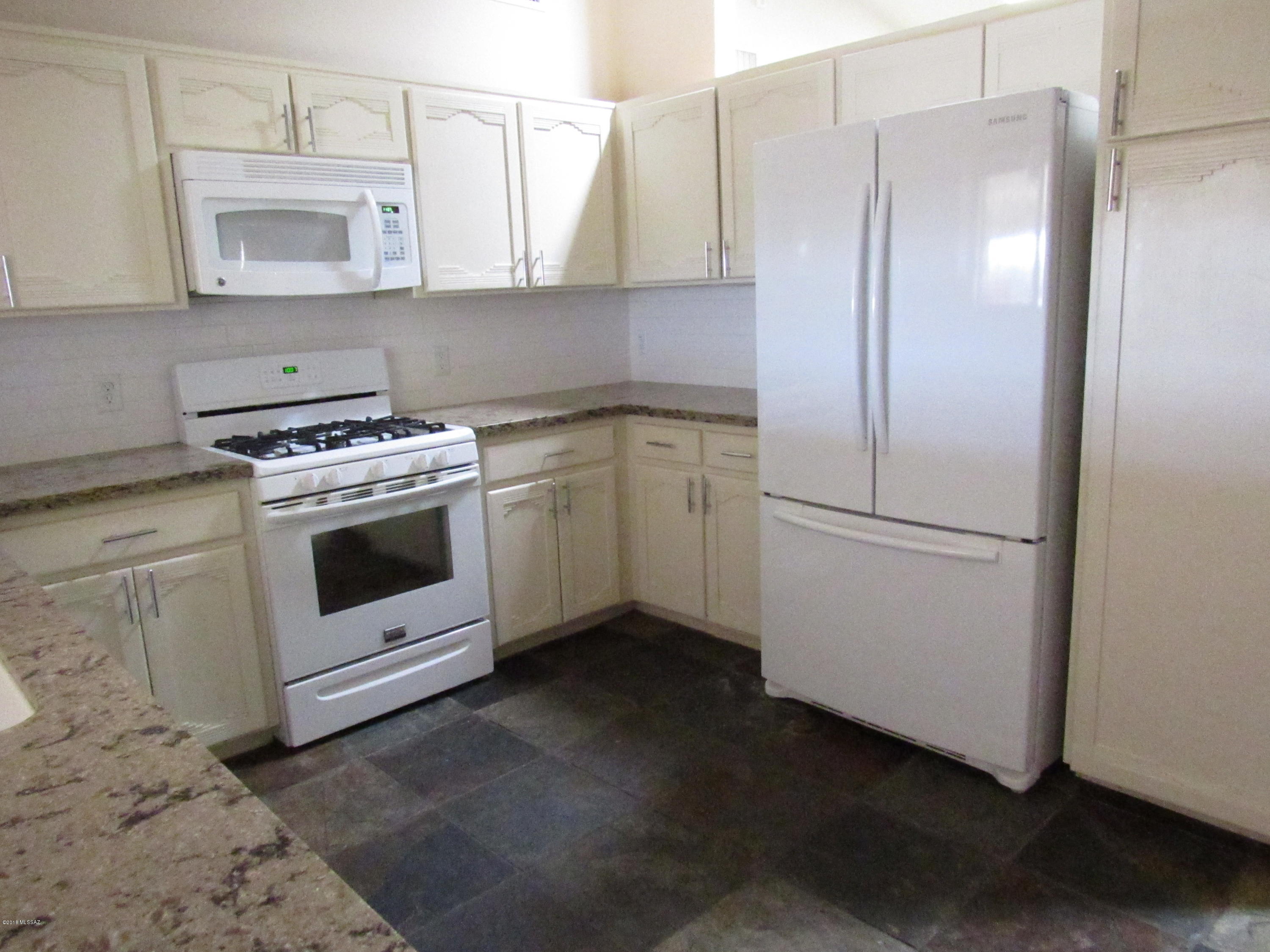 Saddlewood Estates (65-138) - Residential Lease