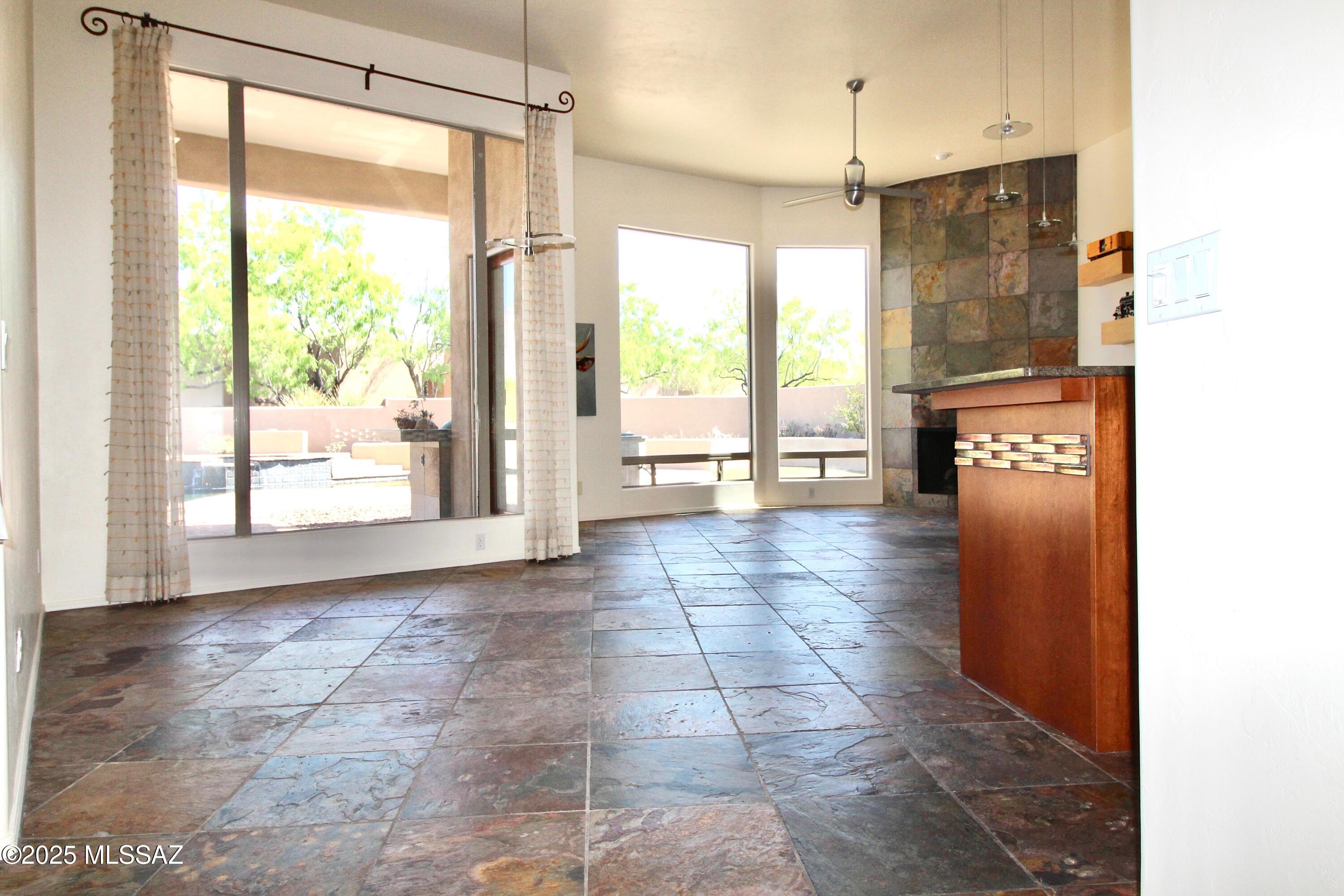 Canyon Ridge (1-40) - Residential
