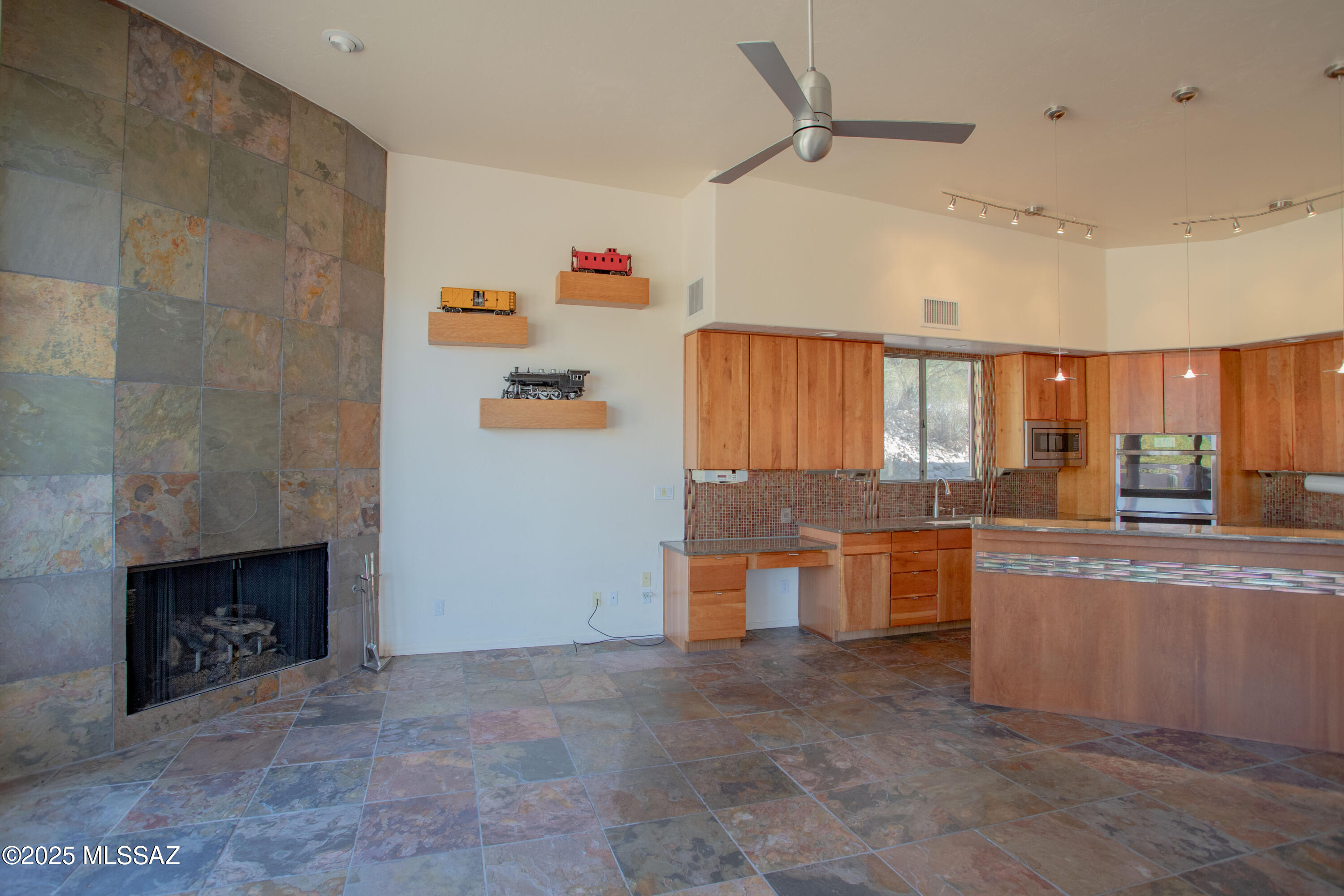 Canyon Ridge (1-40) - Residential