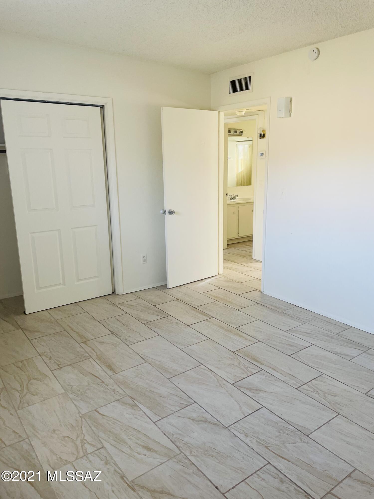 Glenn Heights - Residential Lease