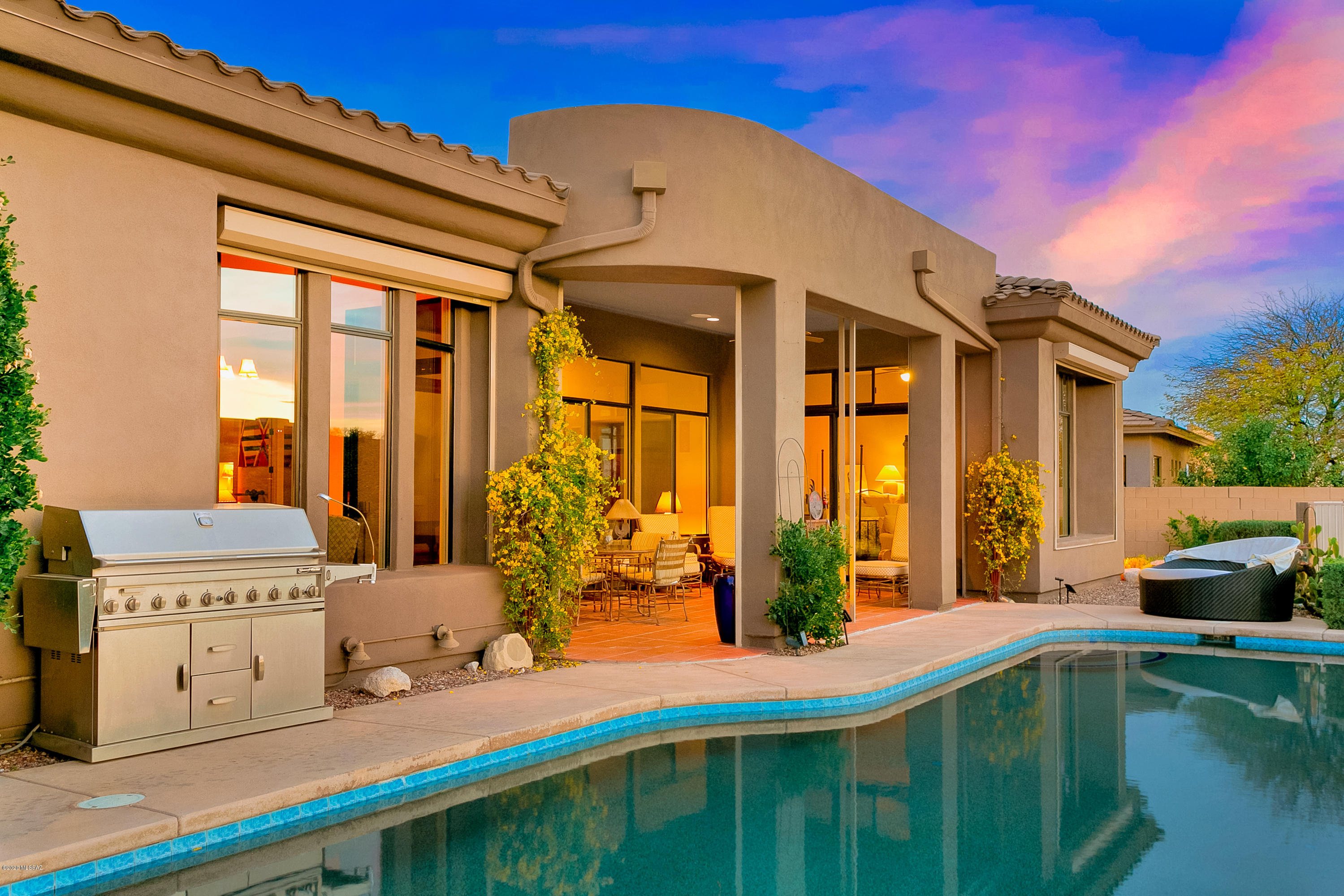 Sabino Mountain (1-290) - Residential