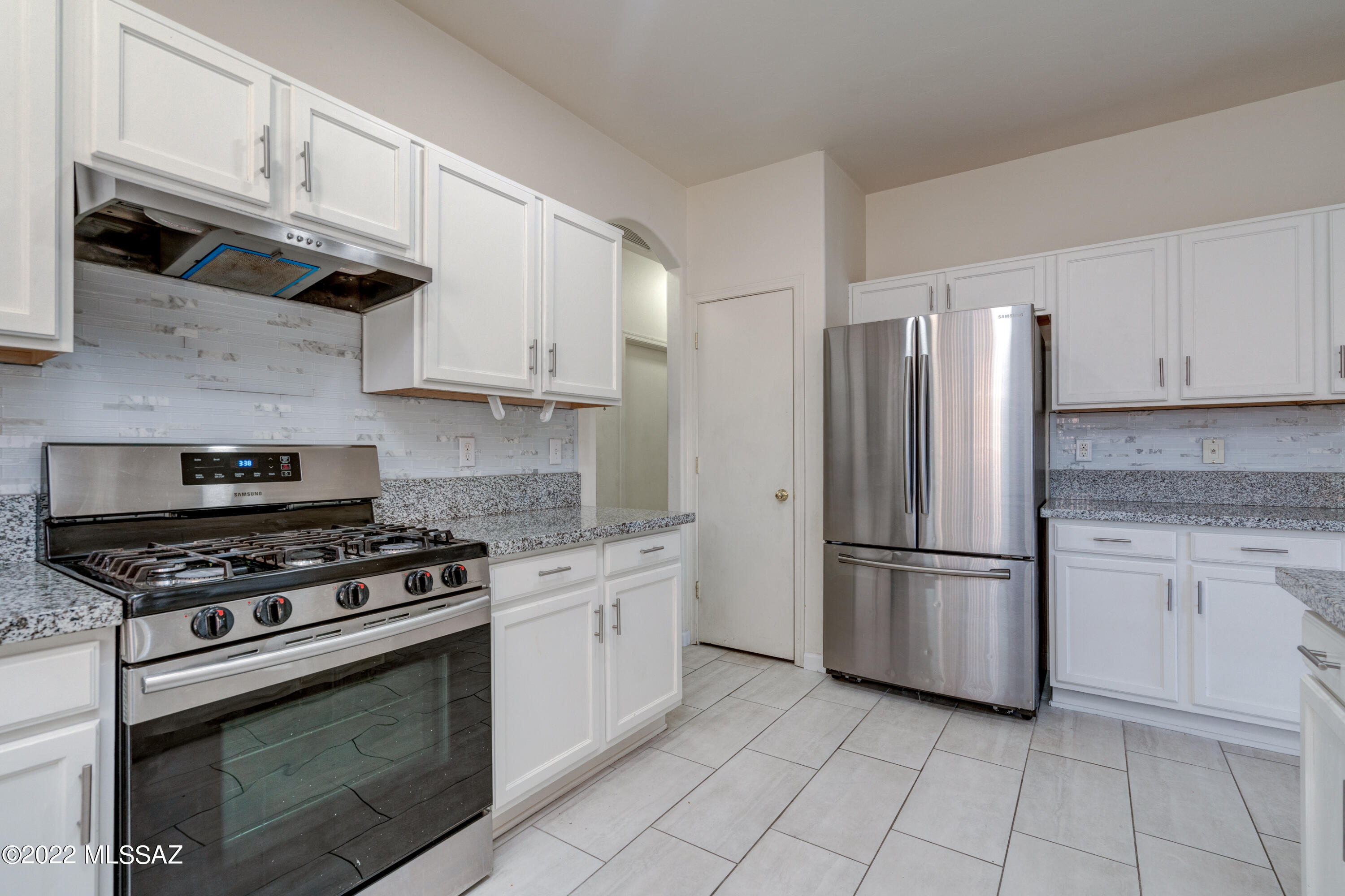 Valencia Place (1-100) - Residential