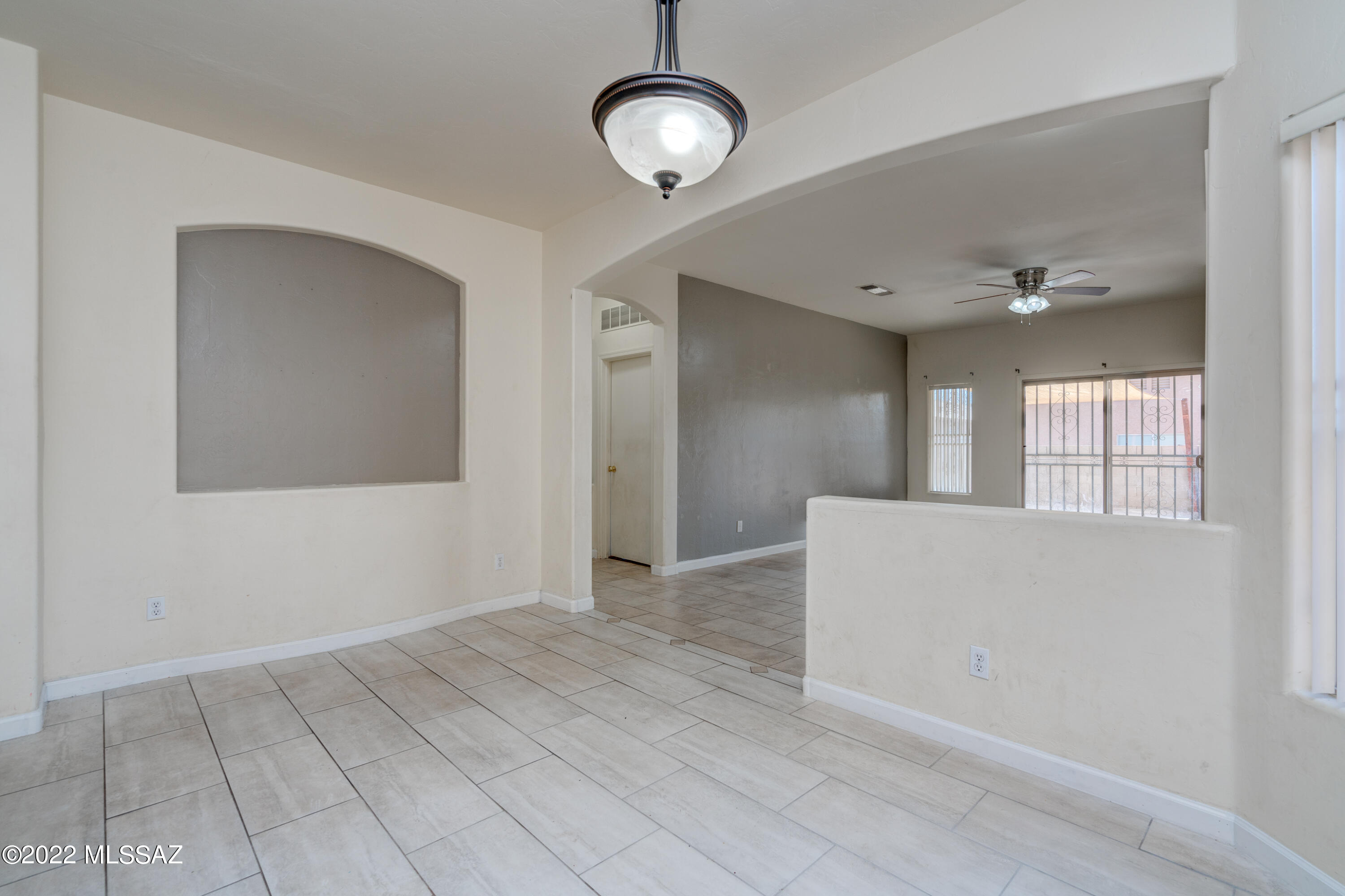 Valencia Place (1-100) - Residential