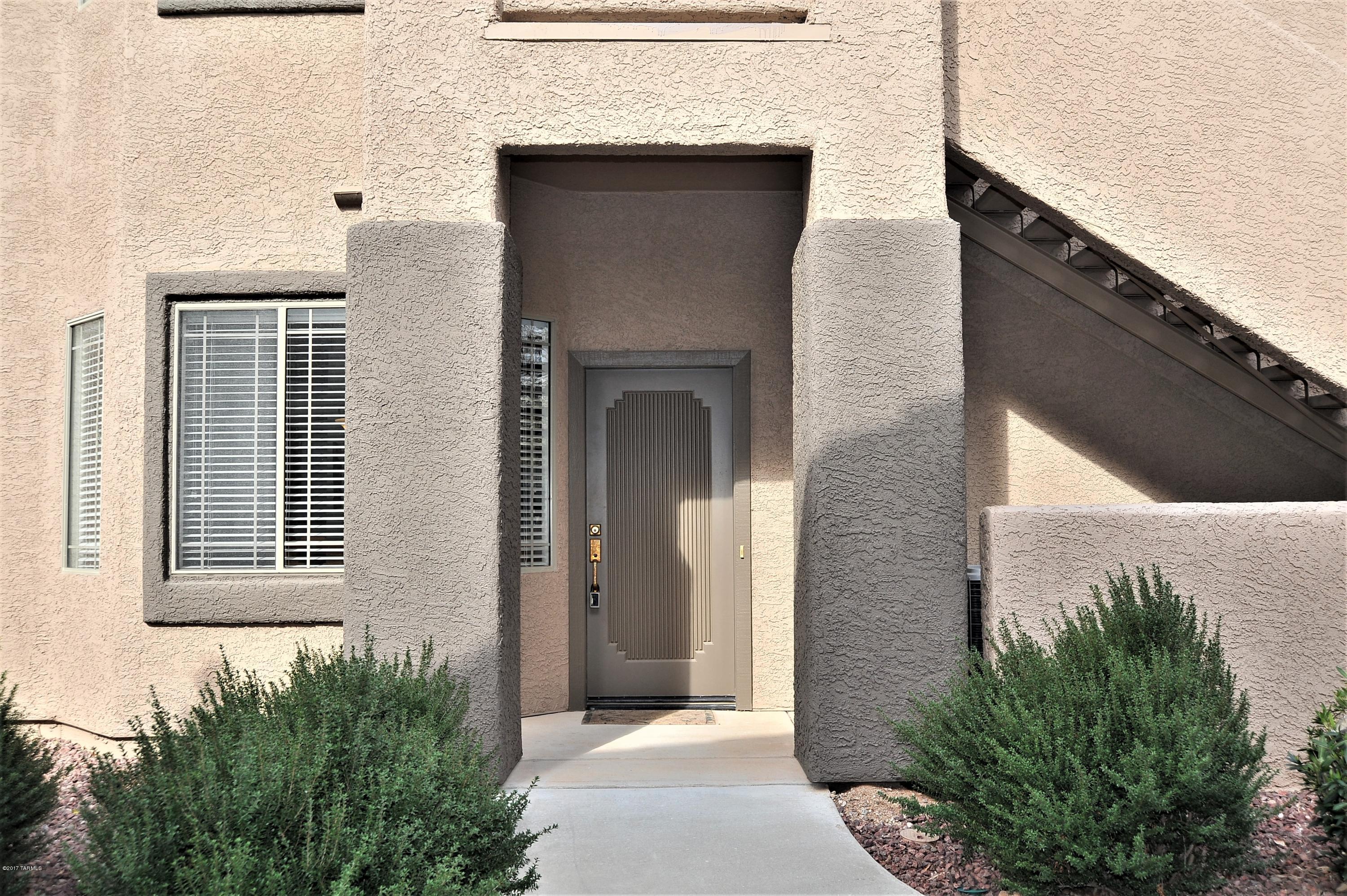 Vistoso Golf Casitas II, A Condominium (101-116, 201-216) - Residential