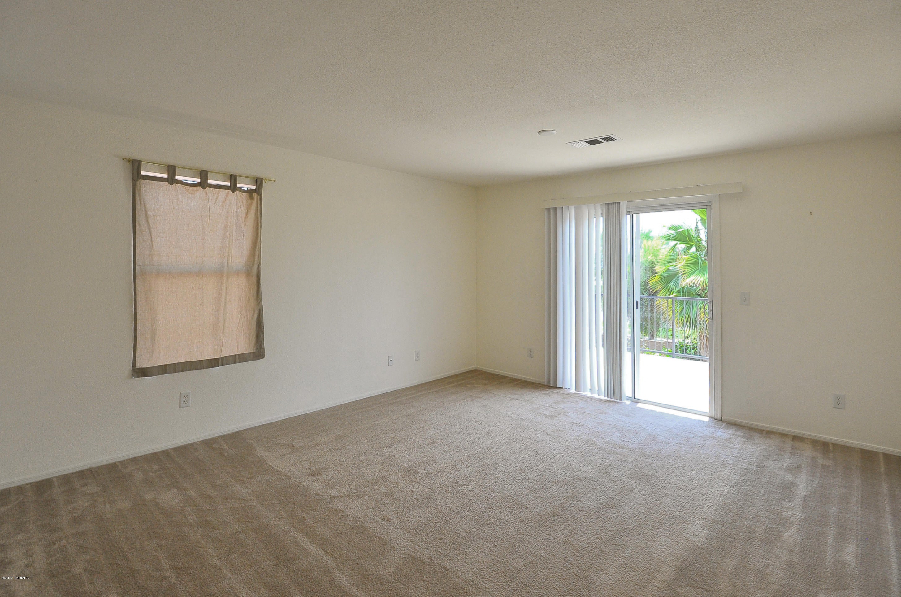 Casas Adobes West (1-220) - Residential Lease