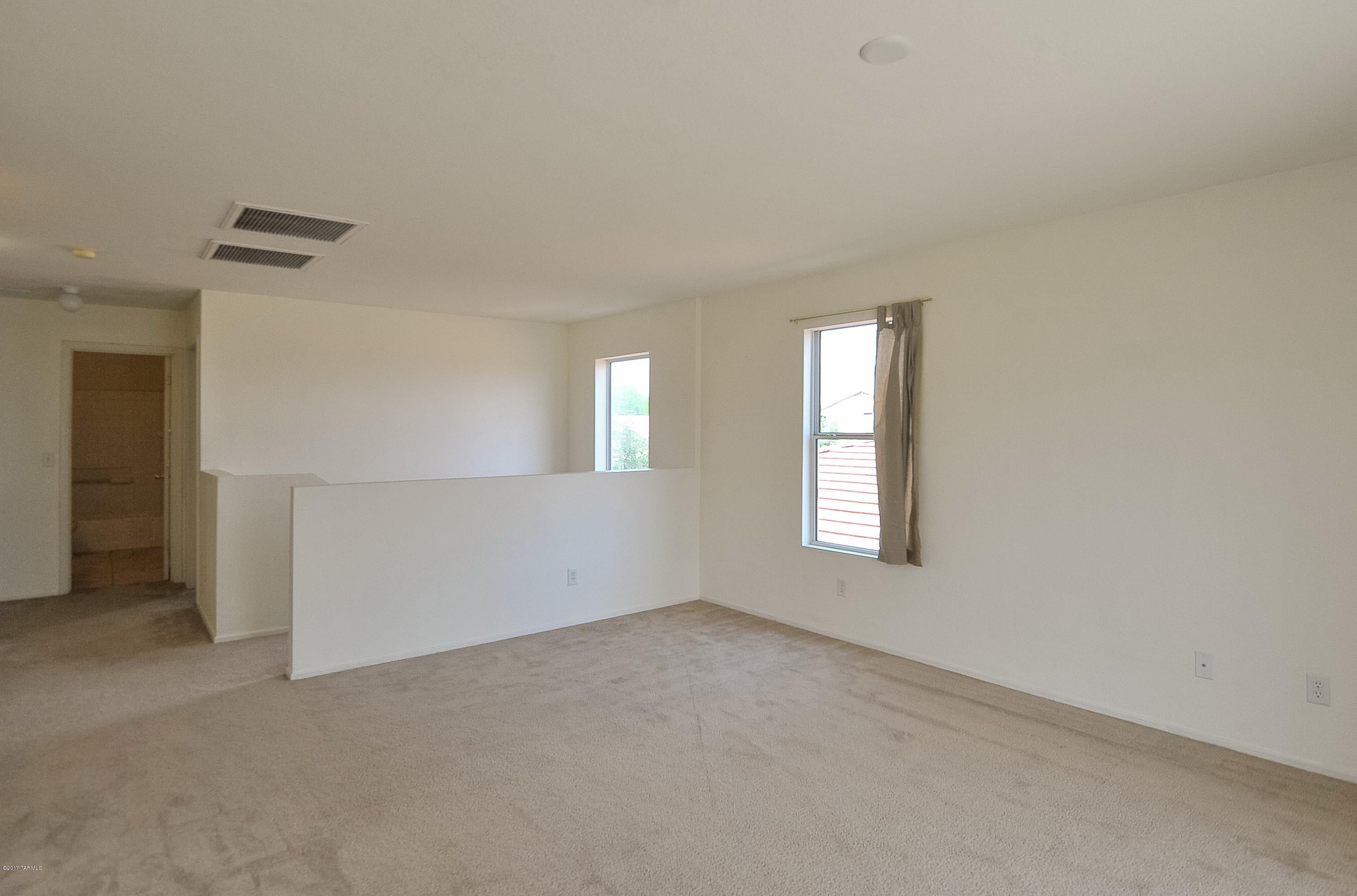 Casas Adobes West (1-220) - Residential Lease