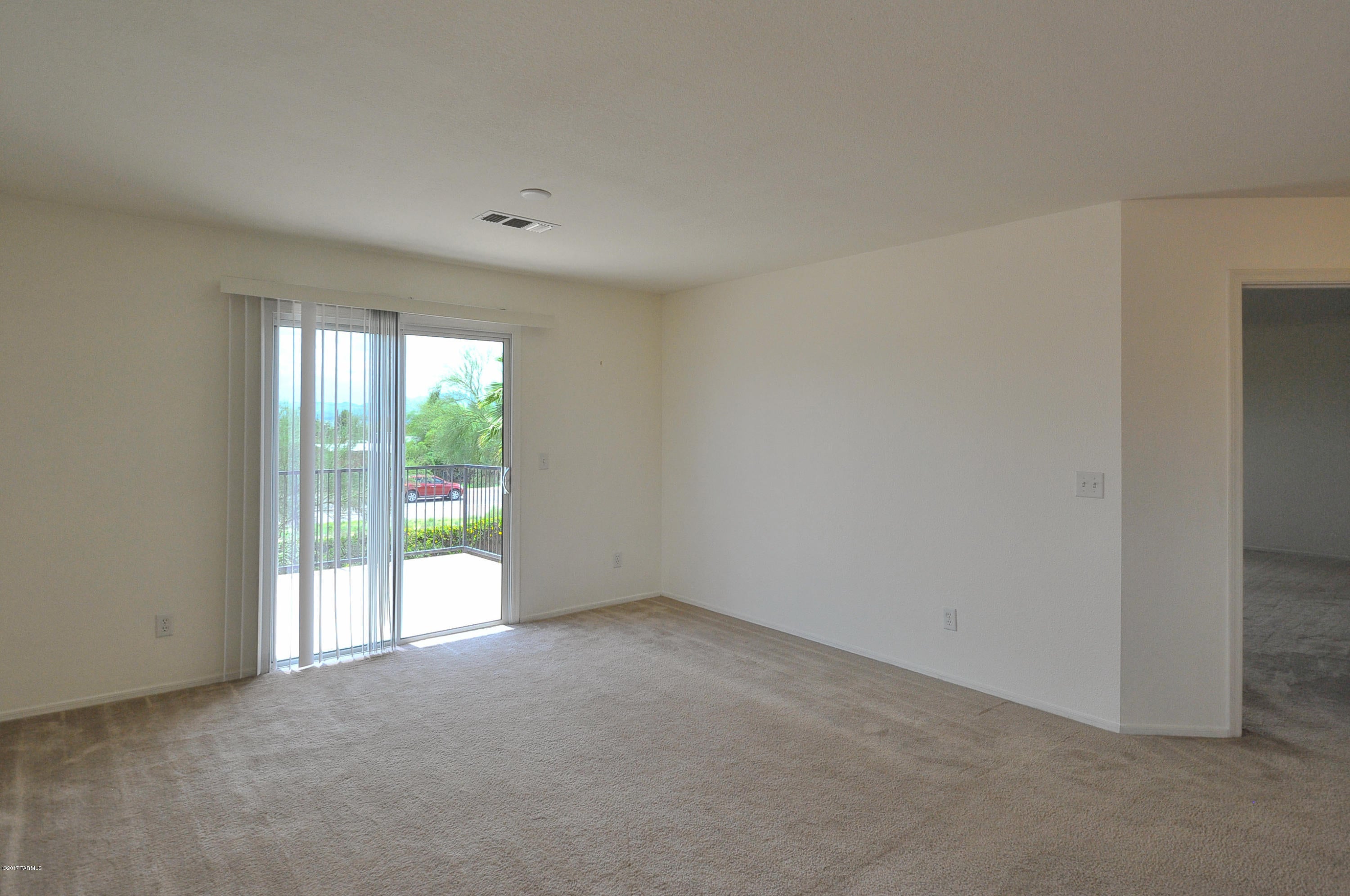 Casas Adobes West (1-220) - Residential Lease