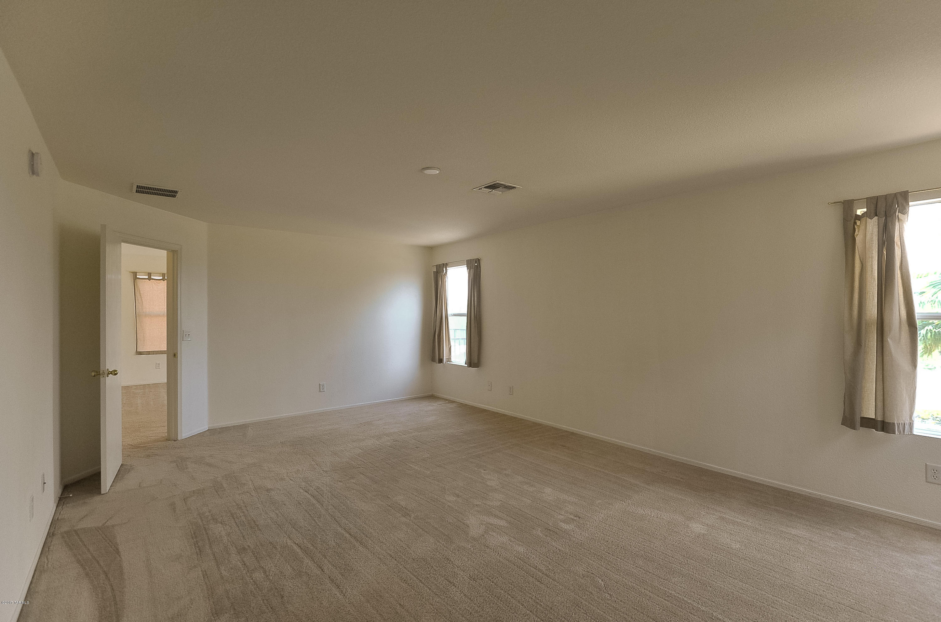 Casas Adobes West (1-220) - Residential Lease