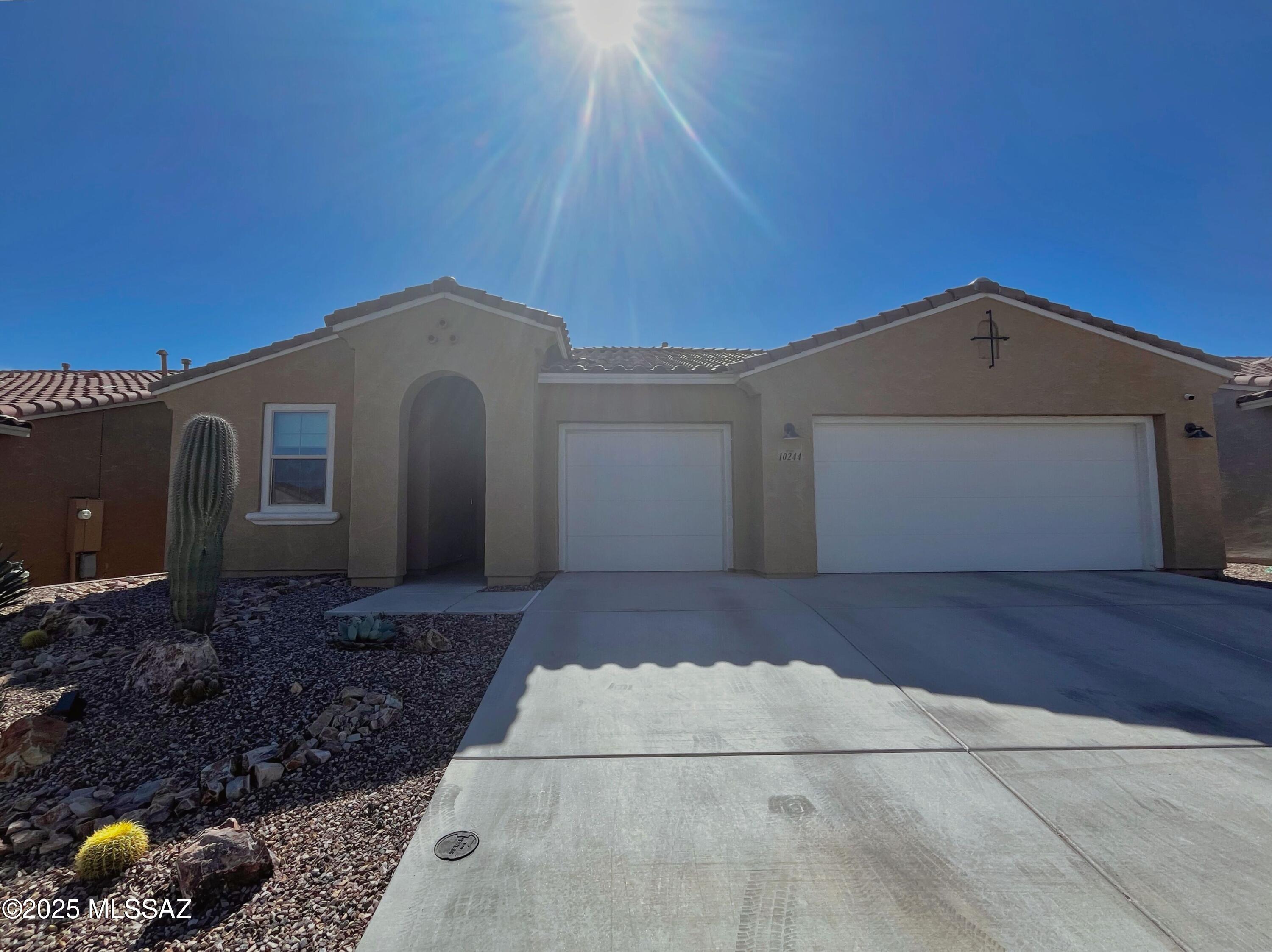 No Application Fees!  3 bedroom, 2 bathroom newer Tucson home located in Saguaro Trails.  This home has a number of upgrades including 12x24'' tile flooring in all living areas, upgraded neutral carpeting in the bedrooms, neutral paint, upgraded fixtures and plenty of natural light. Beautiful open kitchen features granite countertops, subway tile backsplash, upgraded cabinets, large island with breakfast bar, gas cooktop, separate pantry and all stainless-steel appliances.   Large primary suite with oversized walk-in closet, double sink vanity with granite countertops, and beautiful walk-in shower with rainfall showerhead.   Oversized laundry room with storage cabinets, folding area and washing machine / dryer included. Nicely landscaped yard with easy to maintain landscaping, extended backyard paver patio and synthetic grass area.  

All Denali Real Estate residents are automatically enrolled in the Resident Benefits Package (RBP) for $55.00/month which includes Renter's Liability Insurance, Credit Building to help boost the resident's credit scores with timely rent payments, up to $1M Identity Theft Protection, HVAC air filter delivery (for applicable properties), our best-in-class resident rewards program, and much more!
