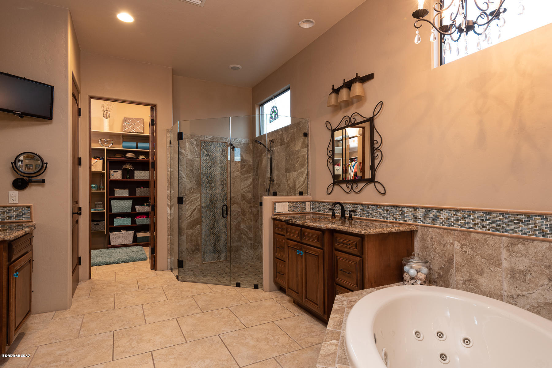 Coyote Creek (1-395) - Residential