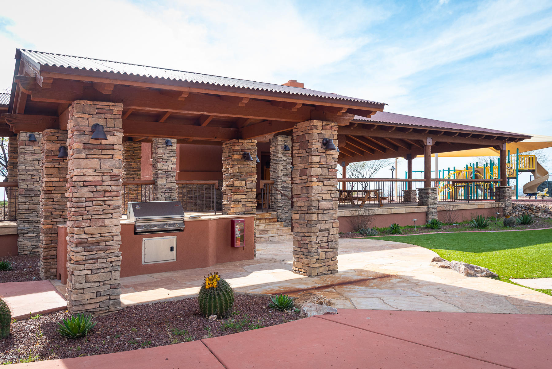 Coyote Creek (1-395) - Residential