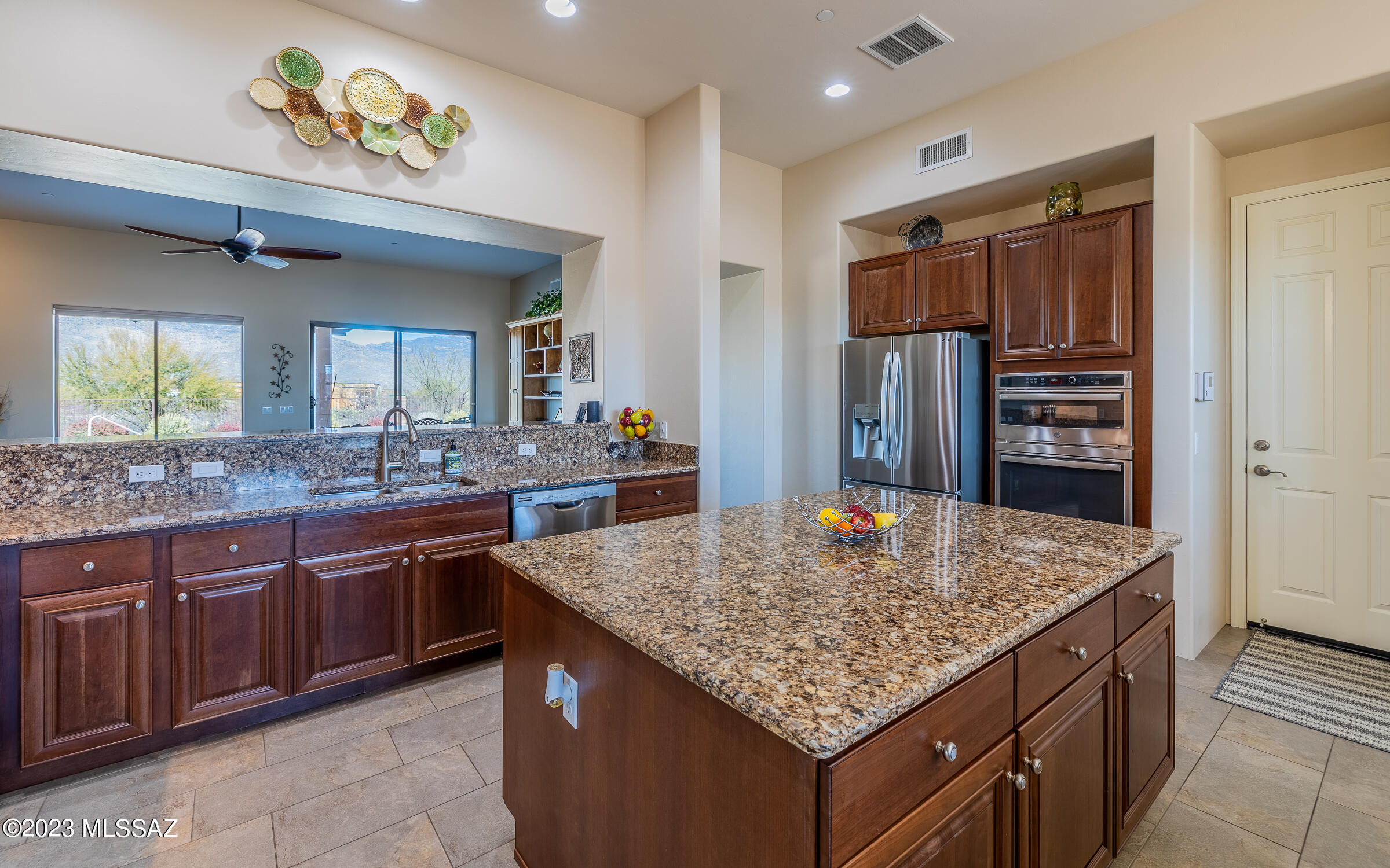 Coyote Creek (1-395) - Residential