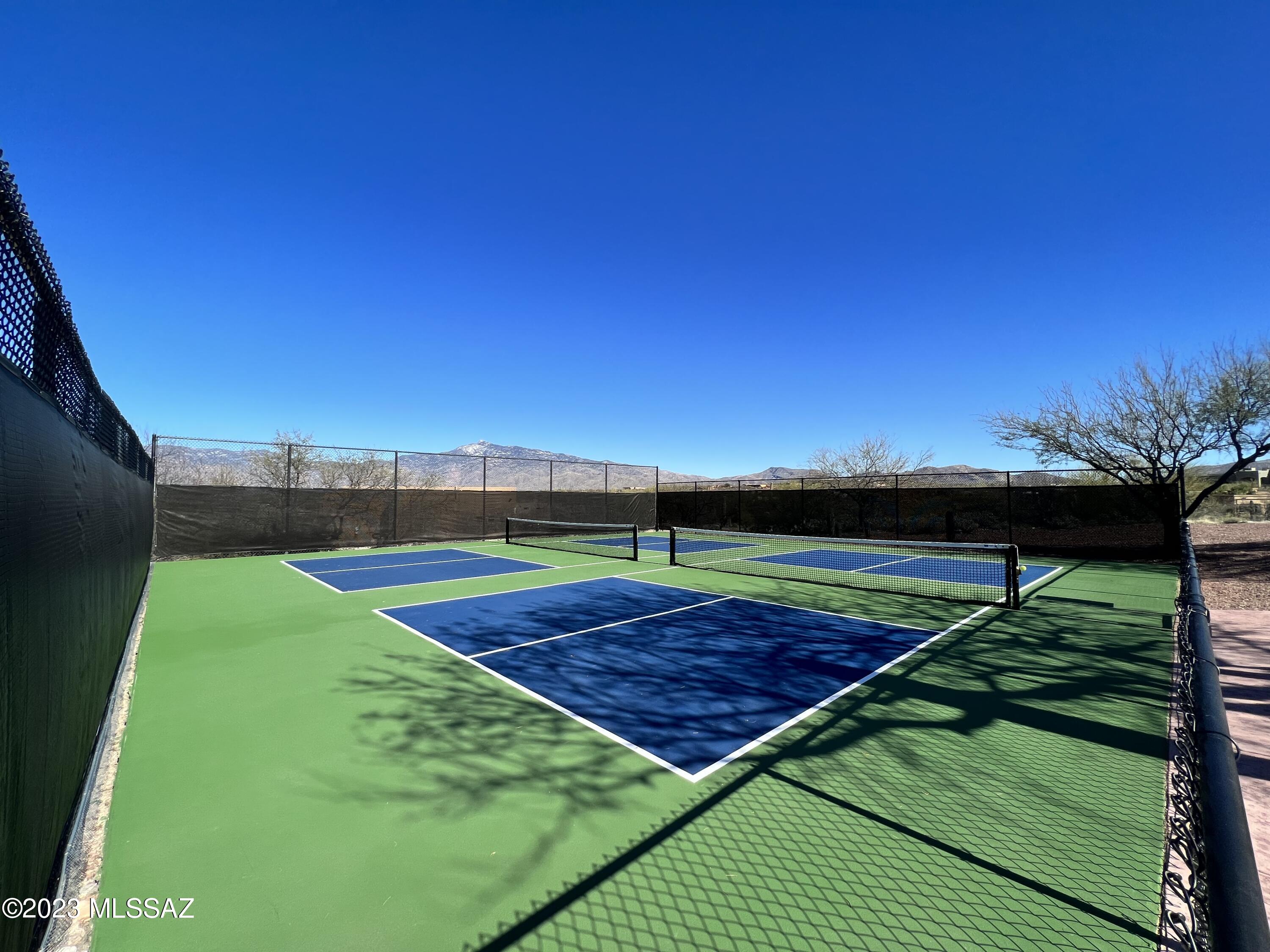 Coyote Creek (1-395) - Residential