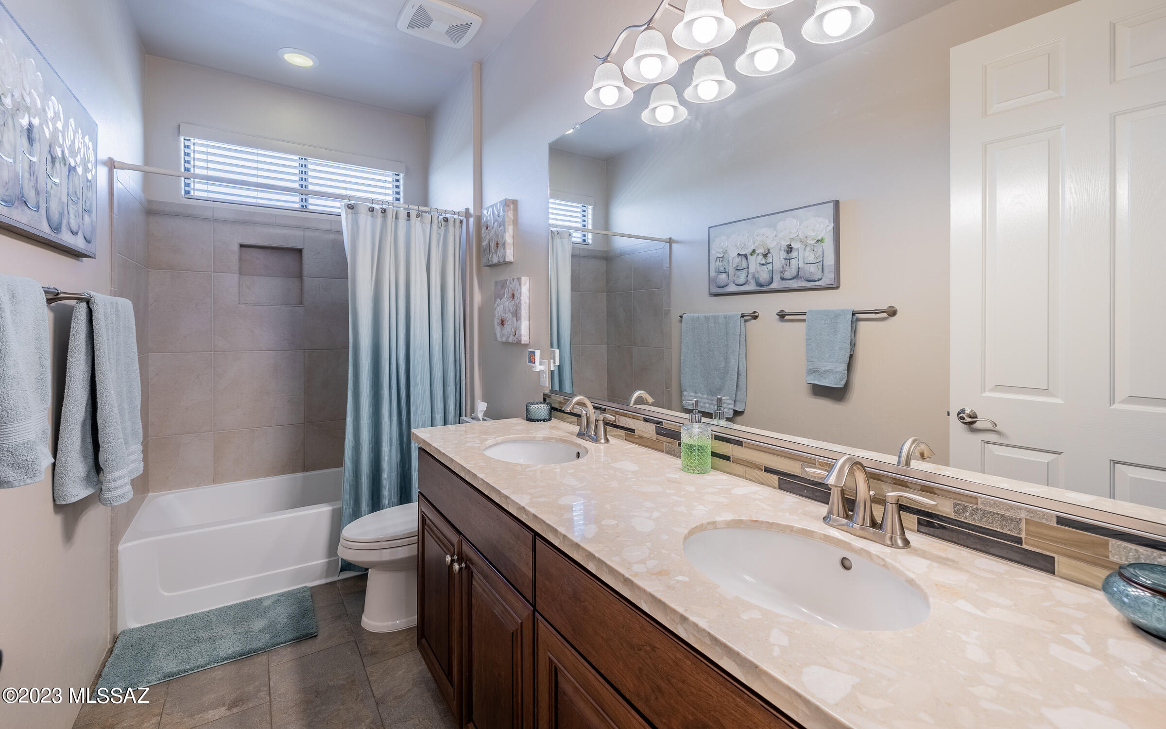 Coyote Creek (1-395) - Residential