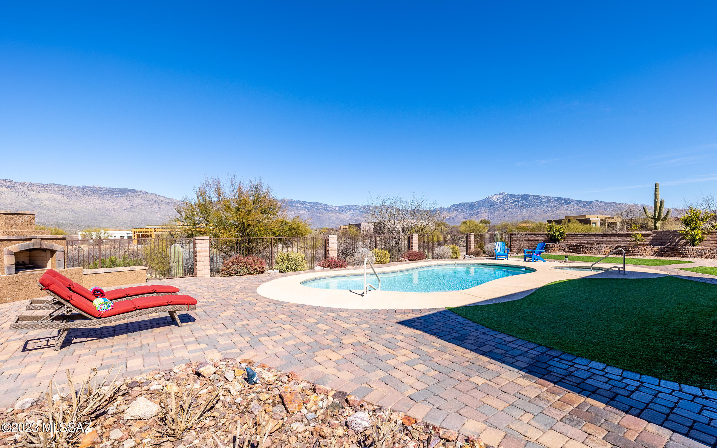 Coyote Creek (1-395) - Residential