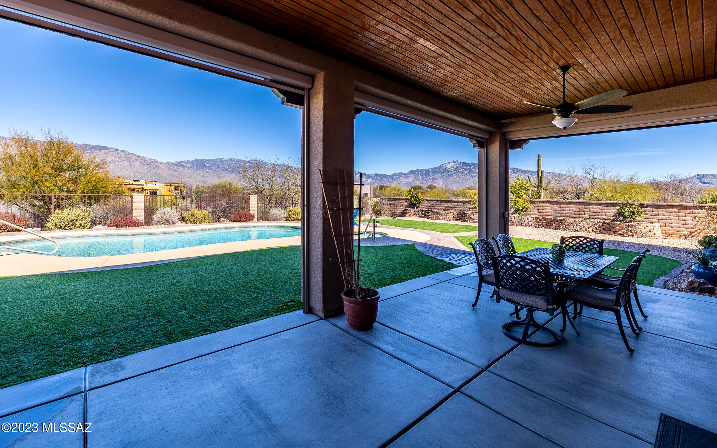 Coyote Creek (1-395) - Residential