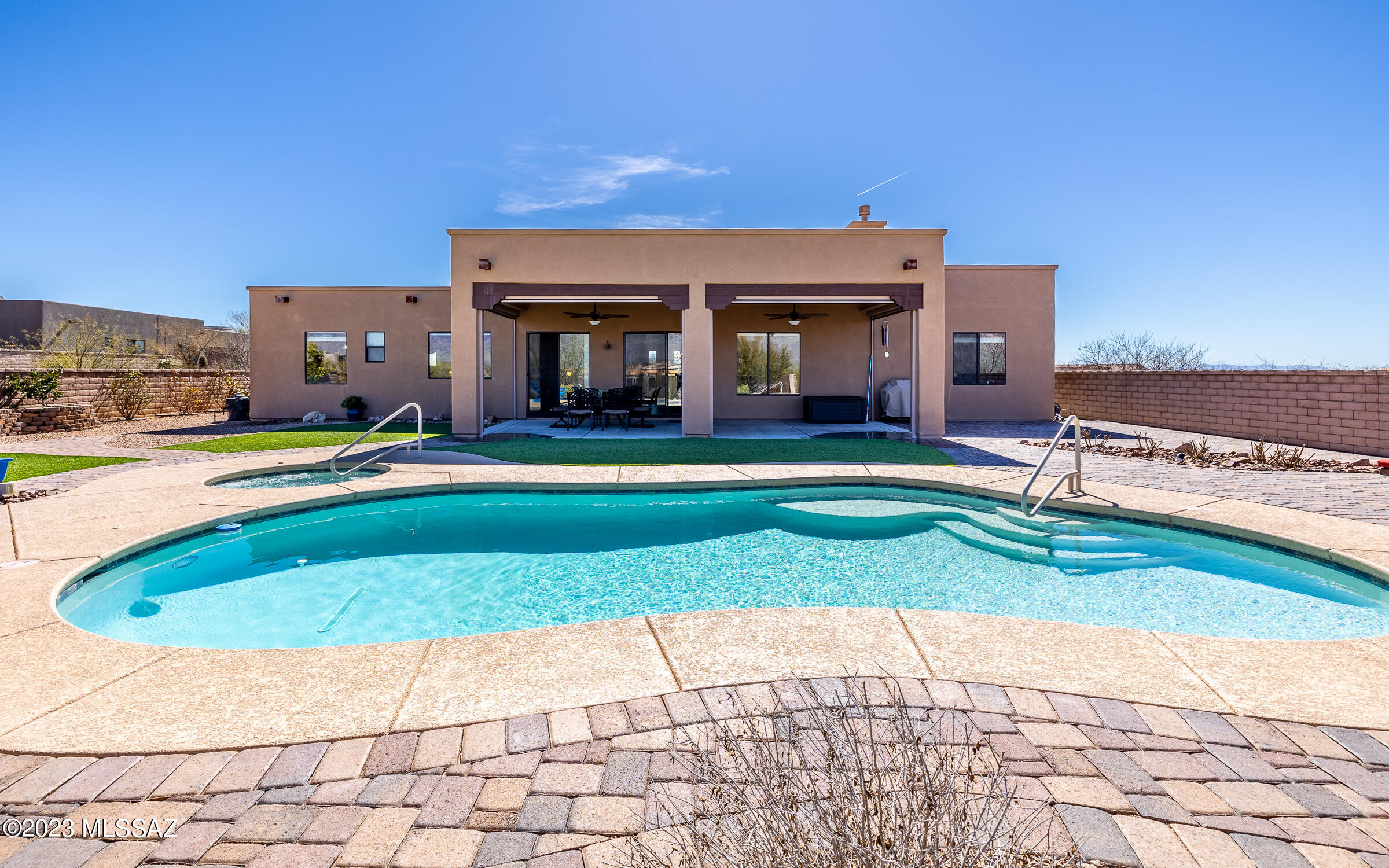 Coyote Creek (1-395) - Residential