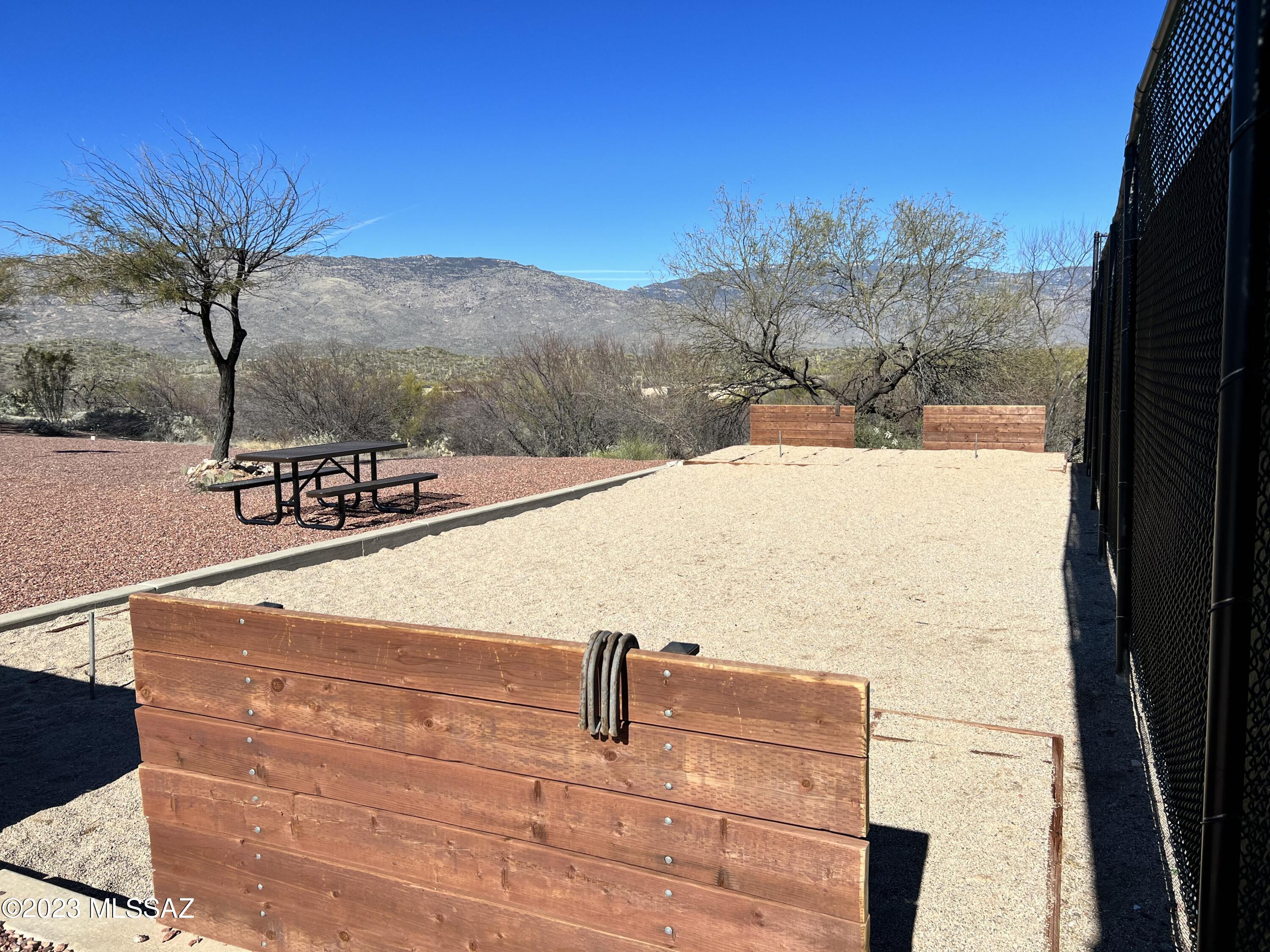 Coyote Creek (1-395) - Residential