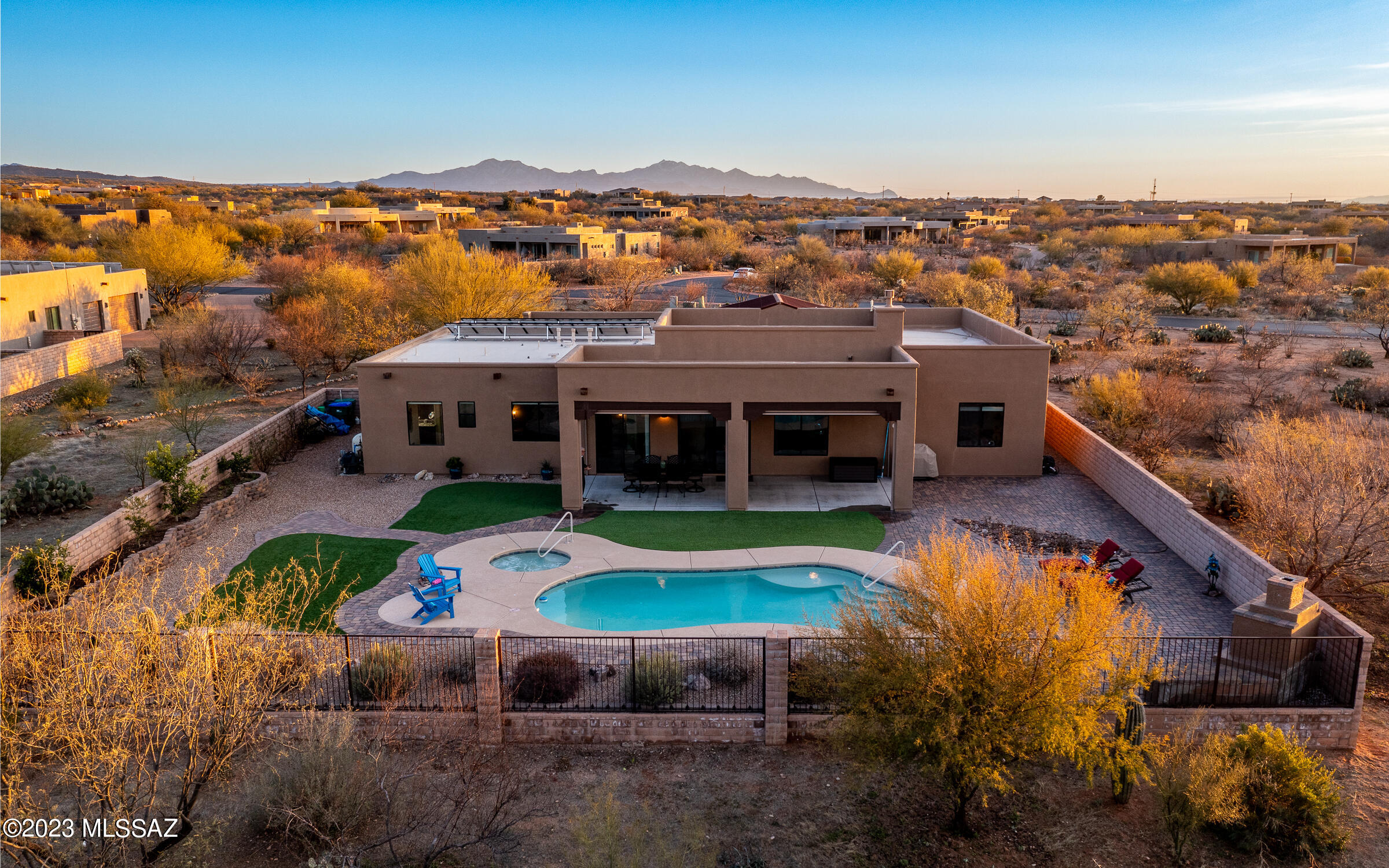 Coyote Creek (1-395) - Residential