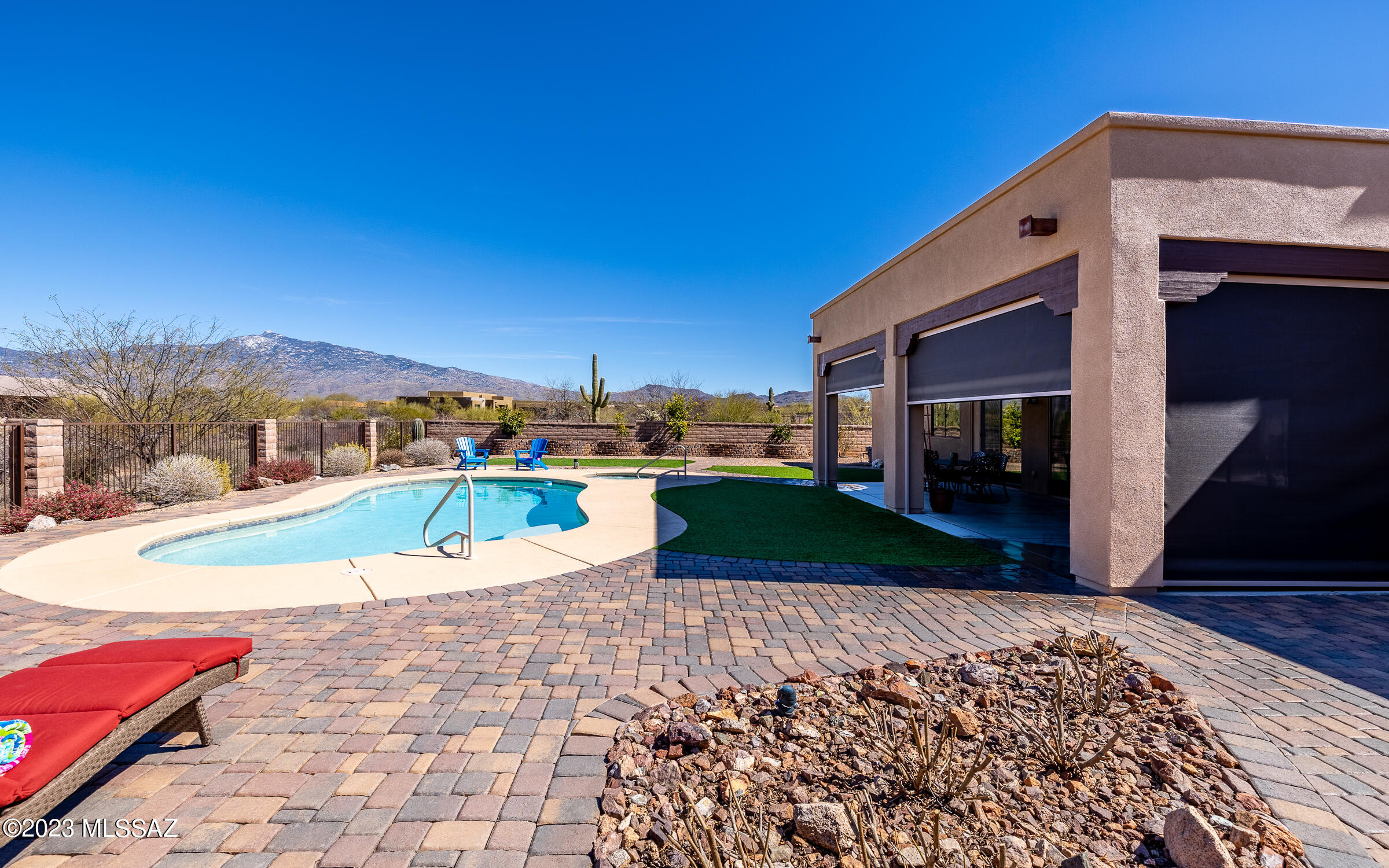 Coyote Creek (1-395) - Residential
