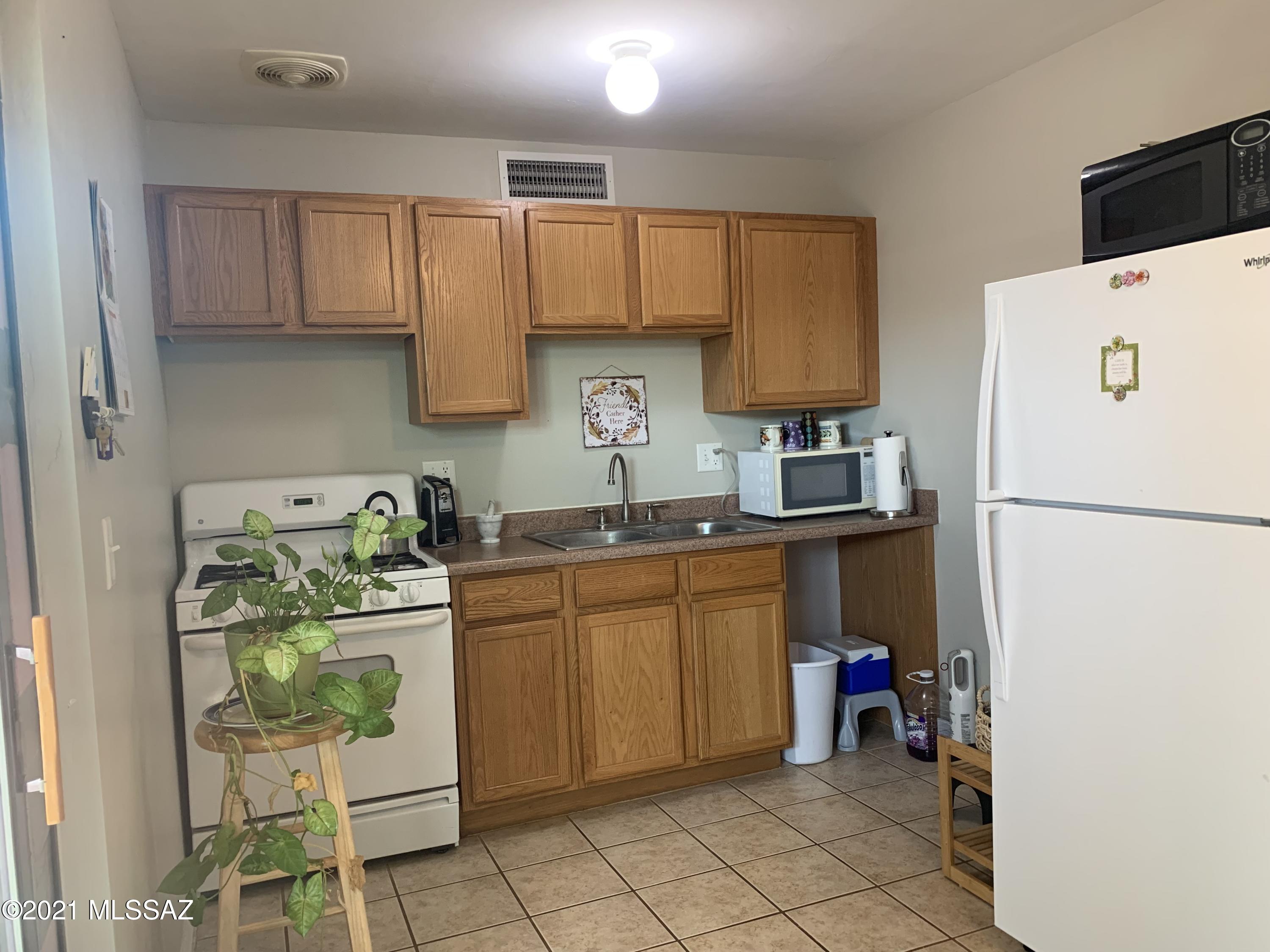 Sunset Foothills Condos (1-201) - Residential