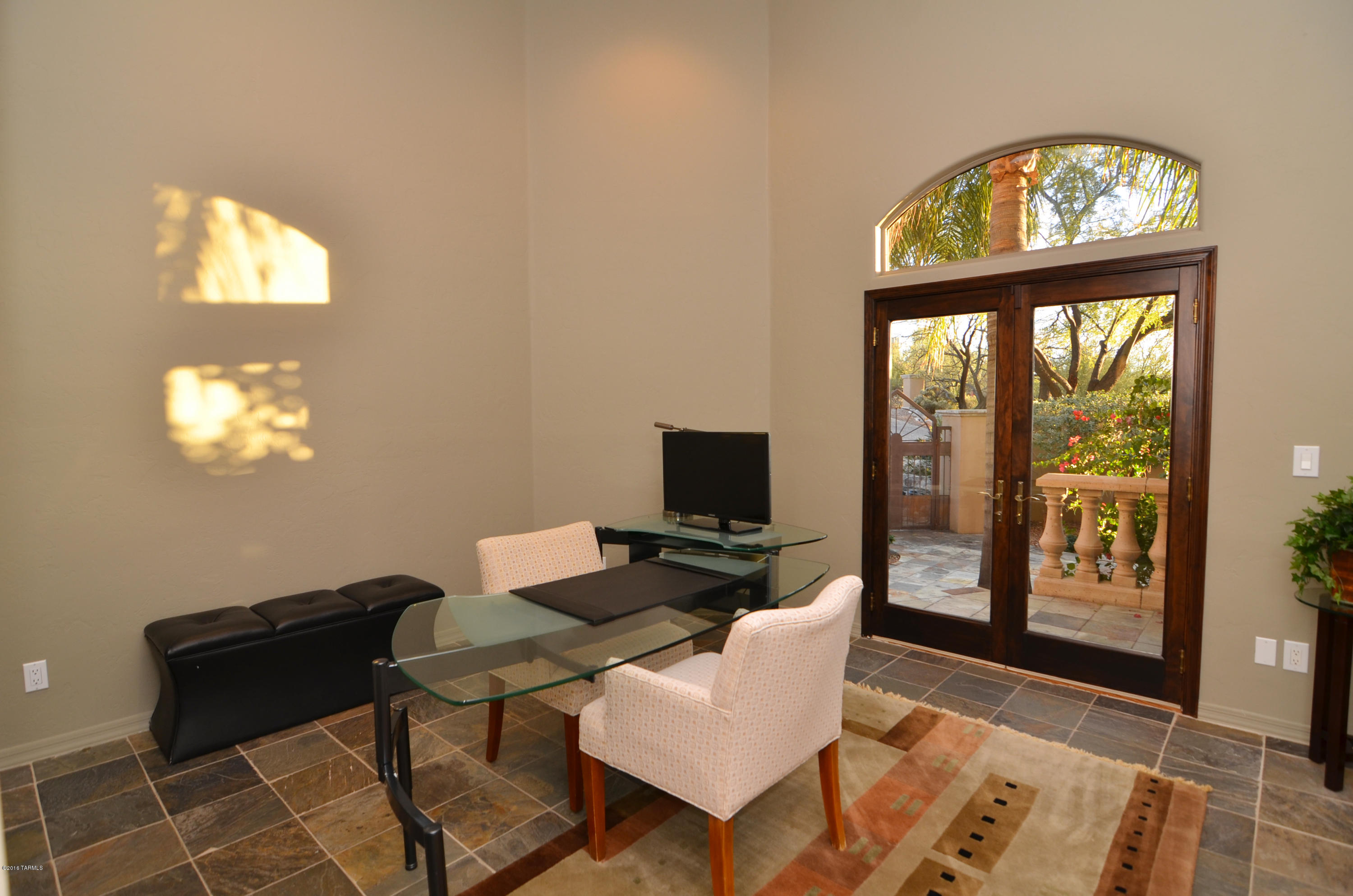 Finisterra (1-210) - Residential