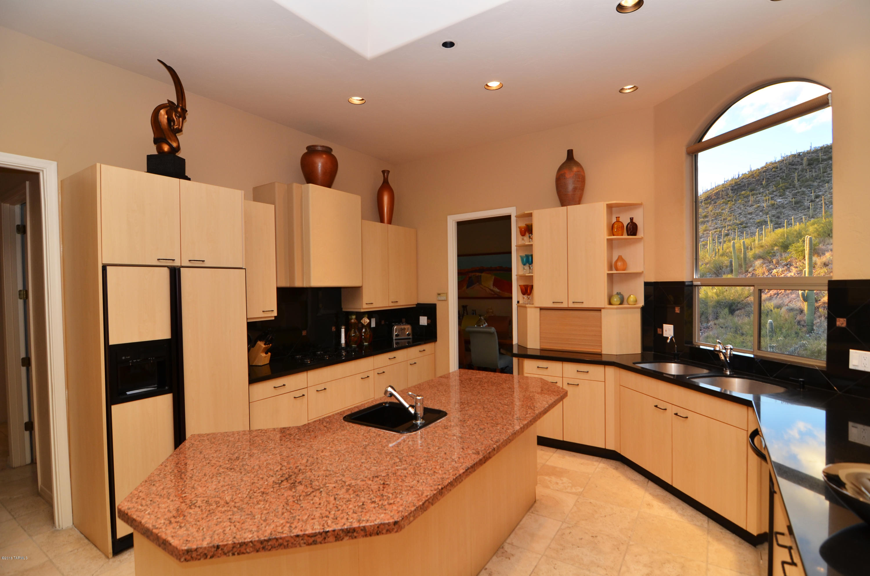 Finisterra (1-210) - Residential