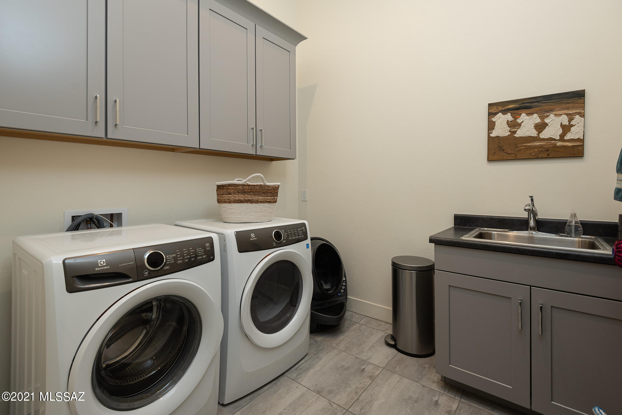 Stone Canyon VIII (486-602) - Residential